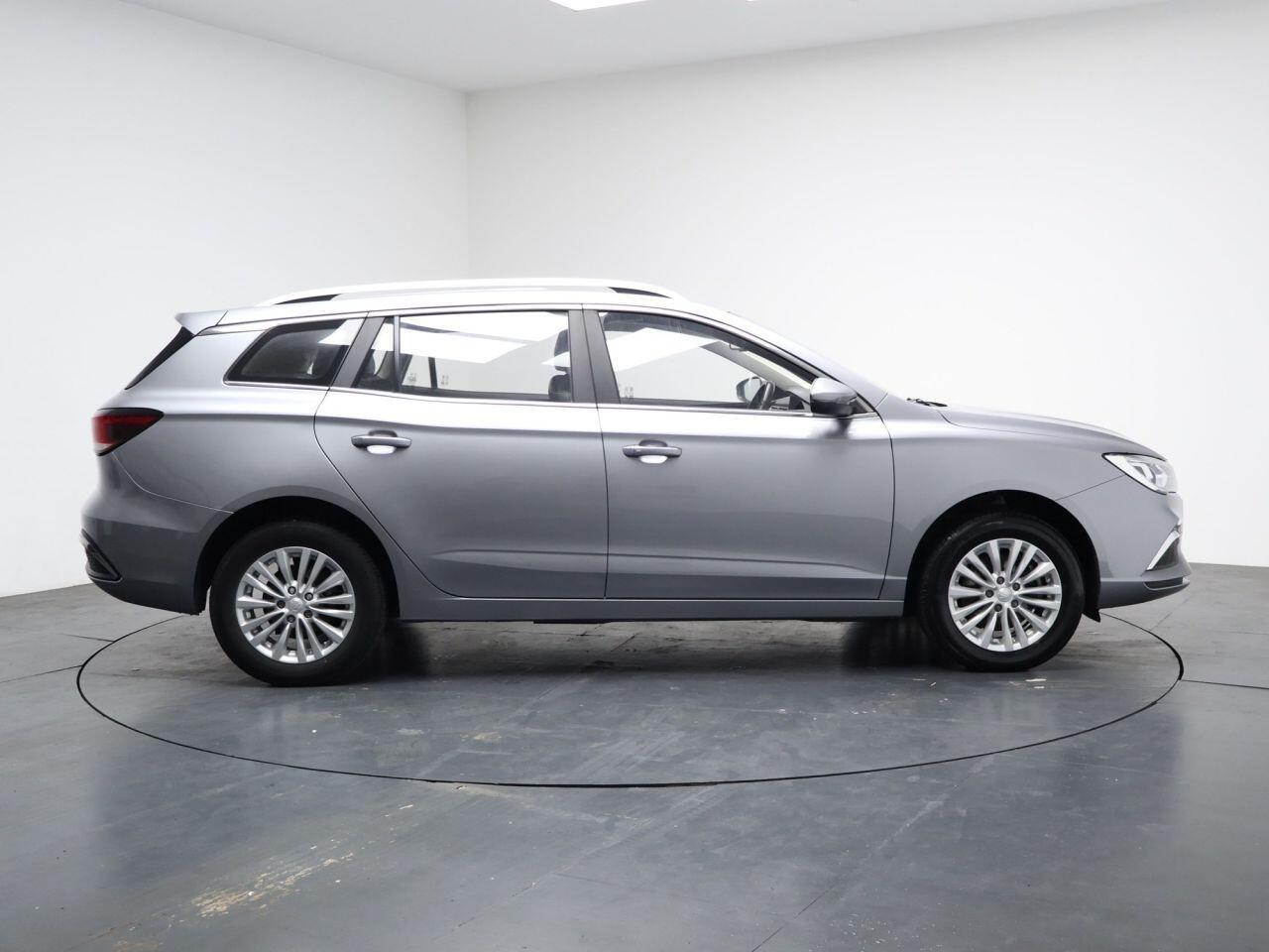 MG MG5 - Image 14