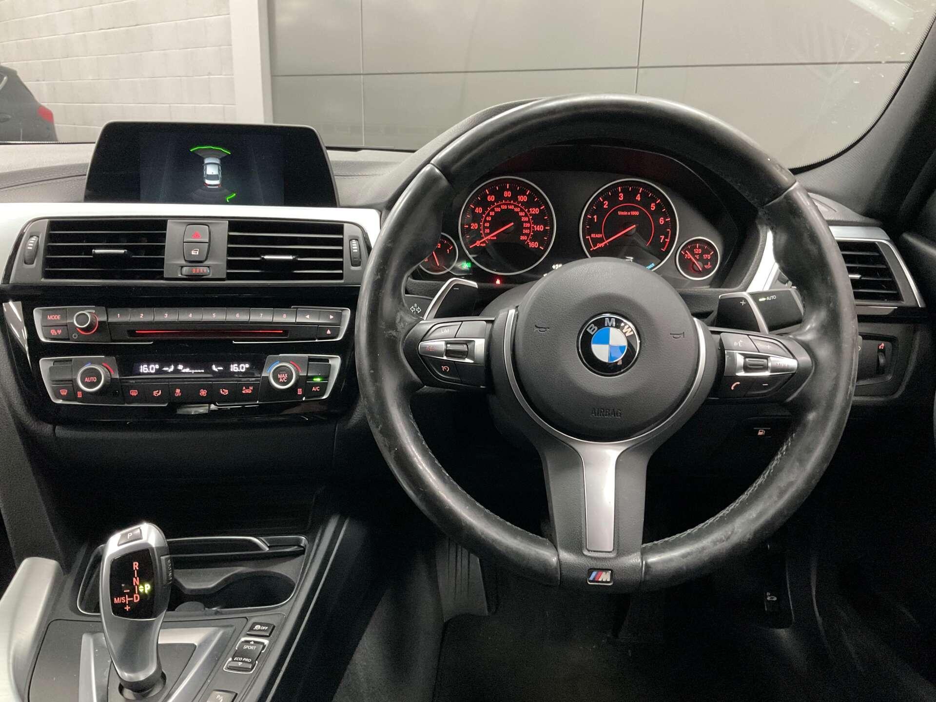BMW 3 Series - Image 12