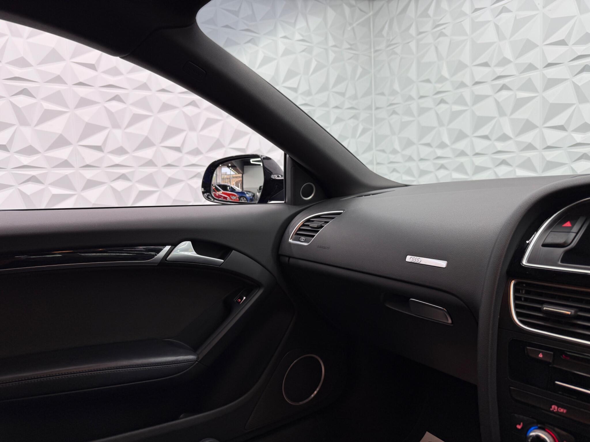 Audi A5 - Image 27