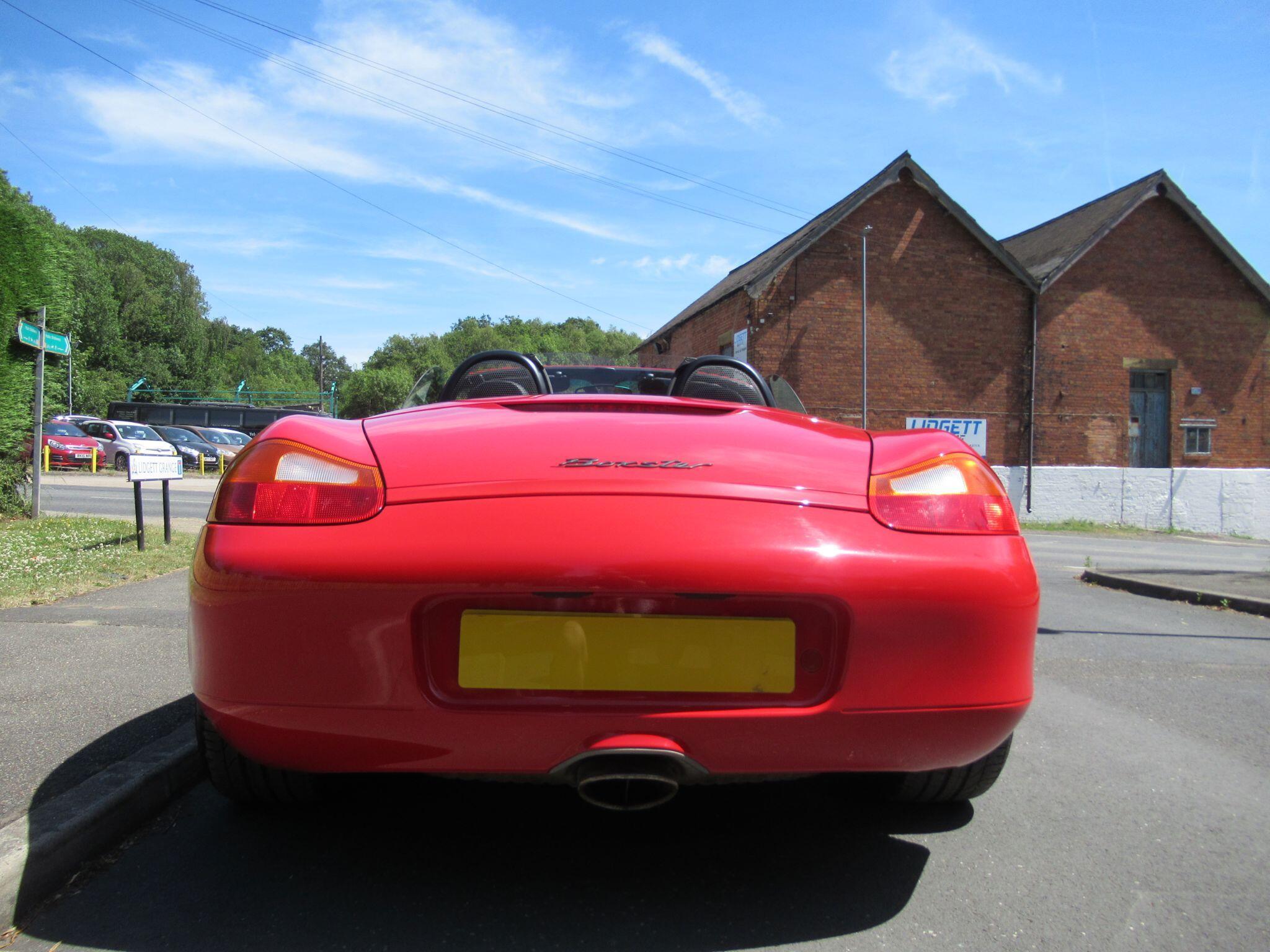 Porsche Boxster - Image 18