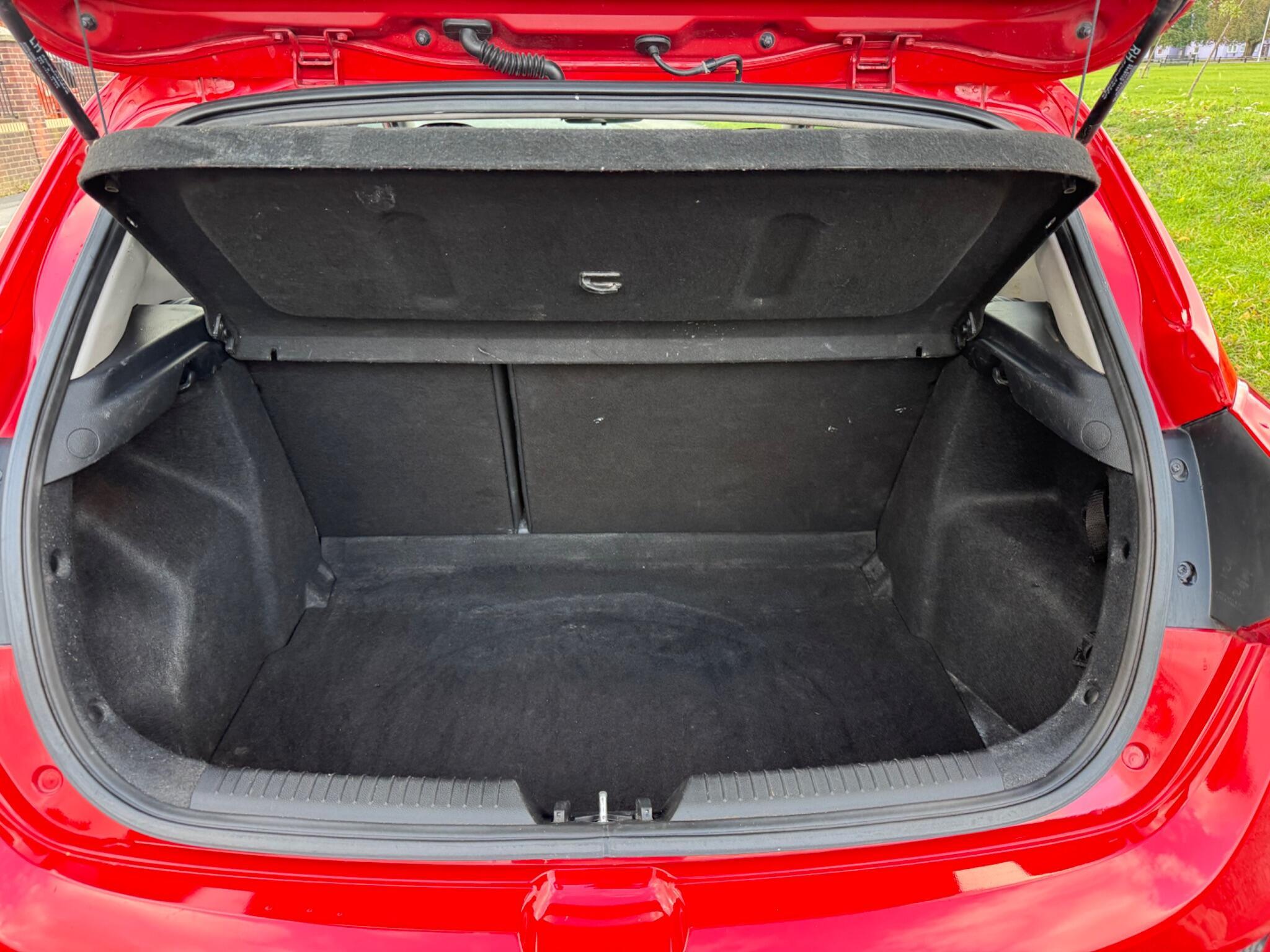 Kia ceed - Image 14