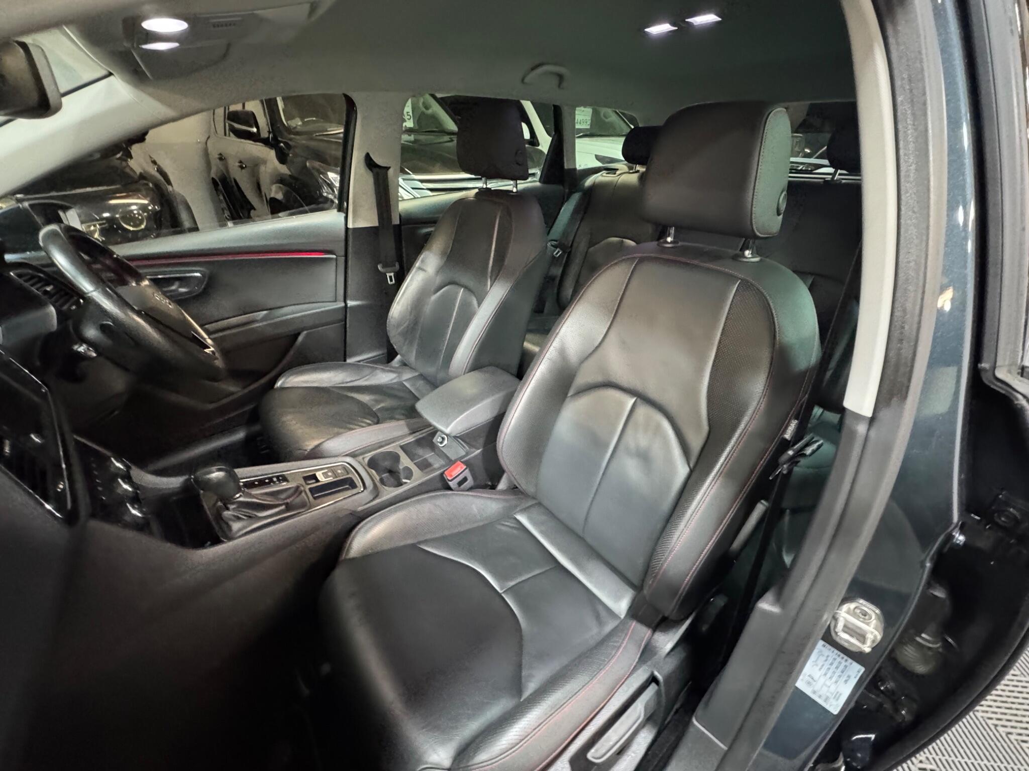 SEAT Leon - Image 11