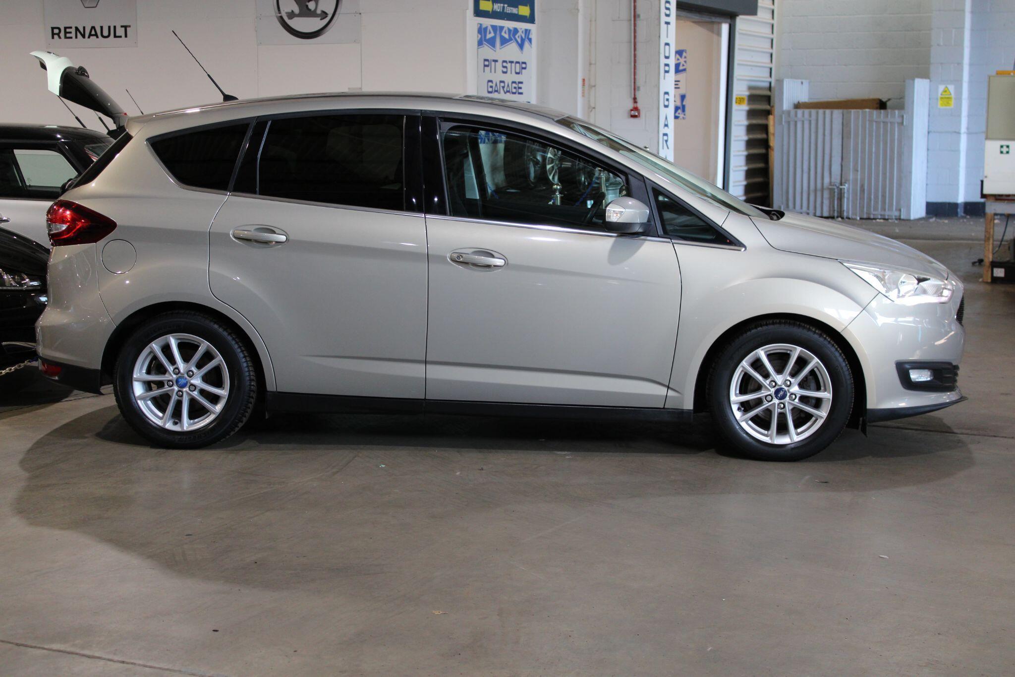 Ford C-MAX - Image 13