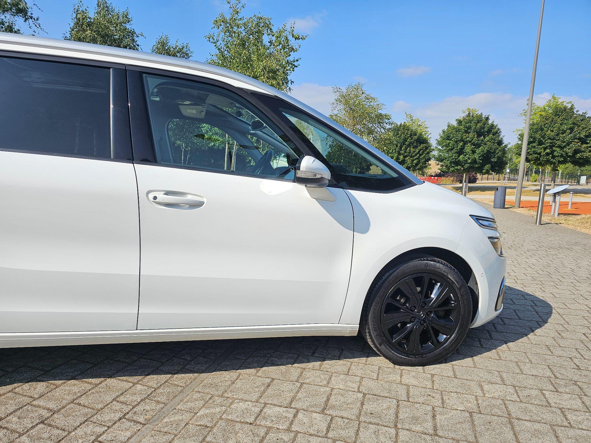 Citroen Grand C4 Spacetourer - Image 9
