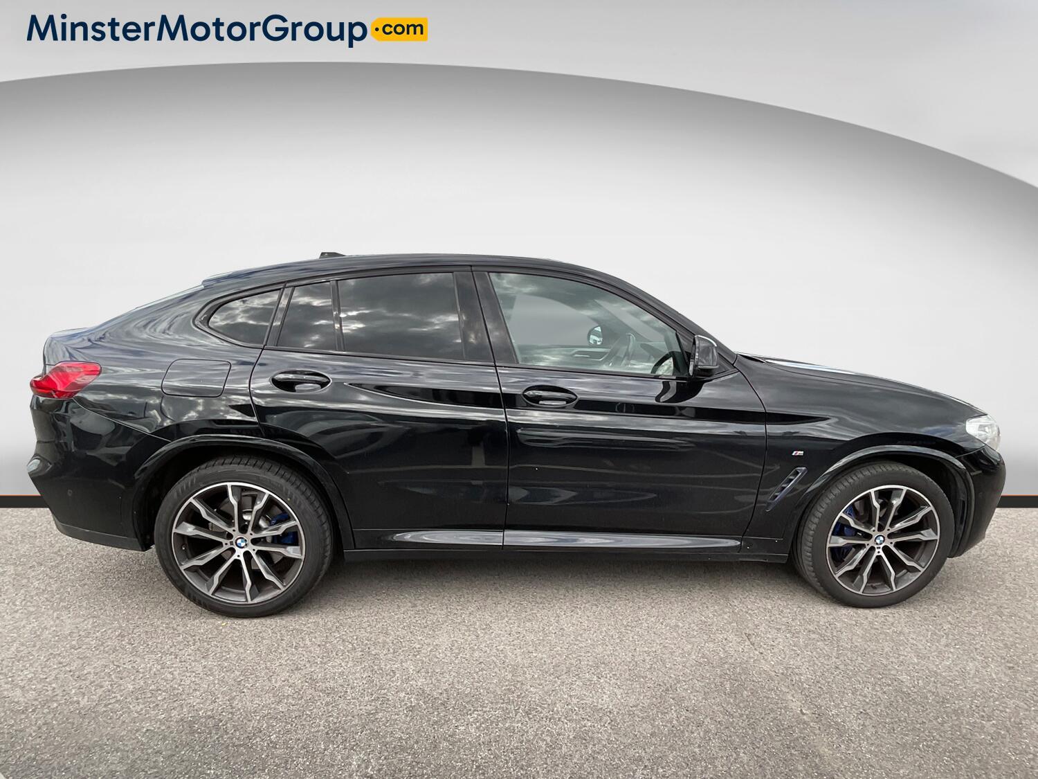 BMW X4 - Image 2