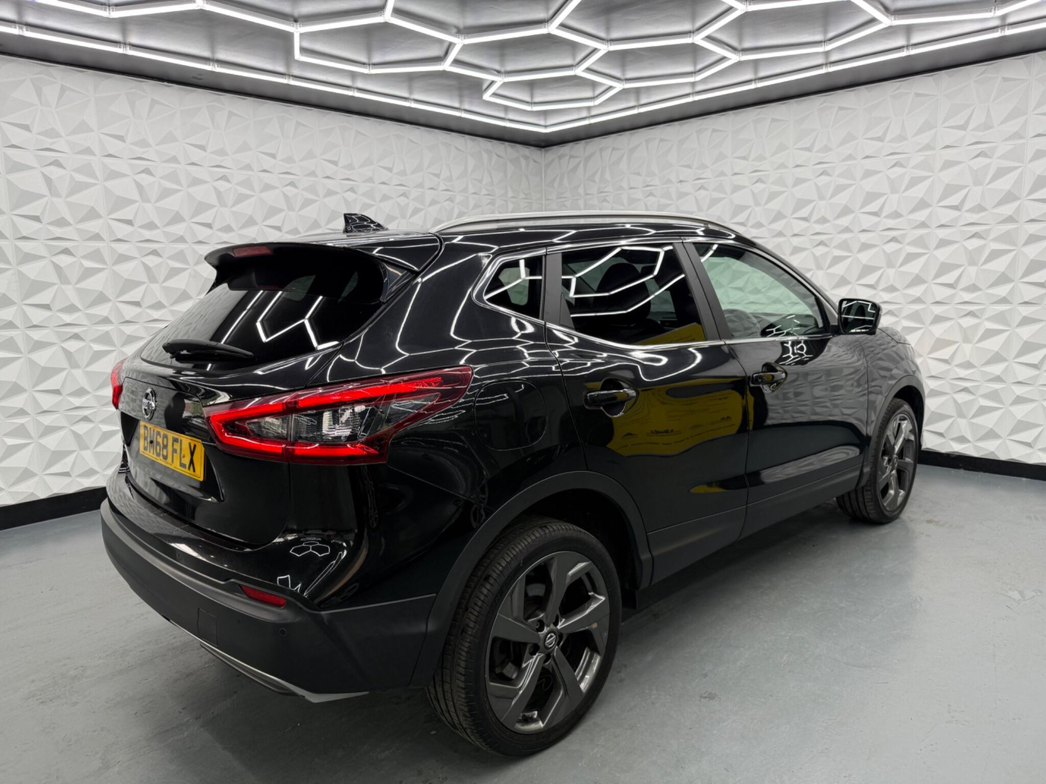Nissan Qashqai - Image 12