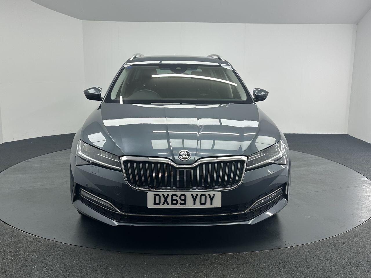 Skoda Superb - Image 2