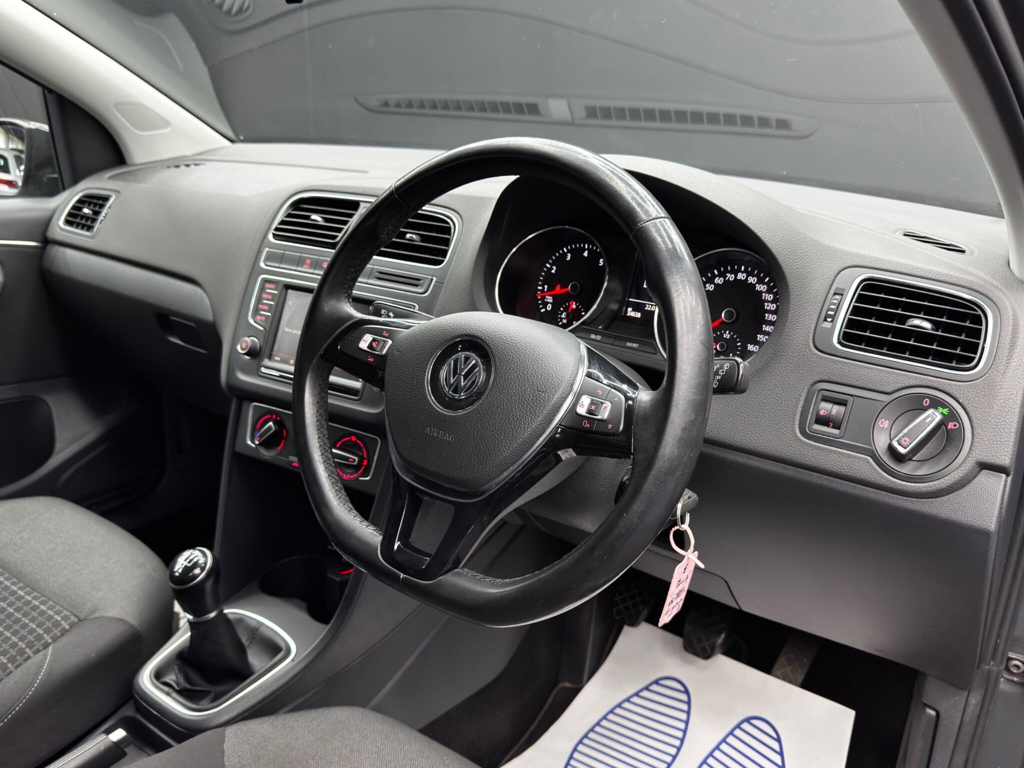 Volkswagen Polo - Image 9