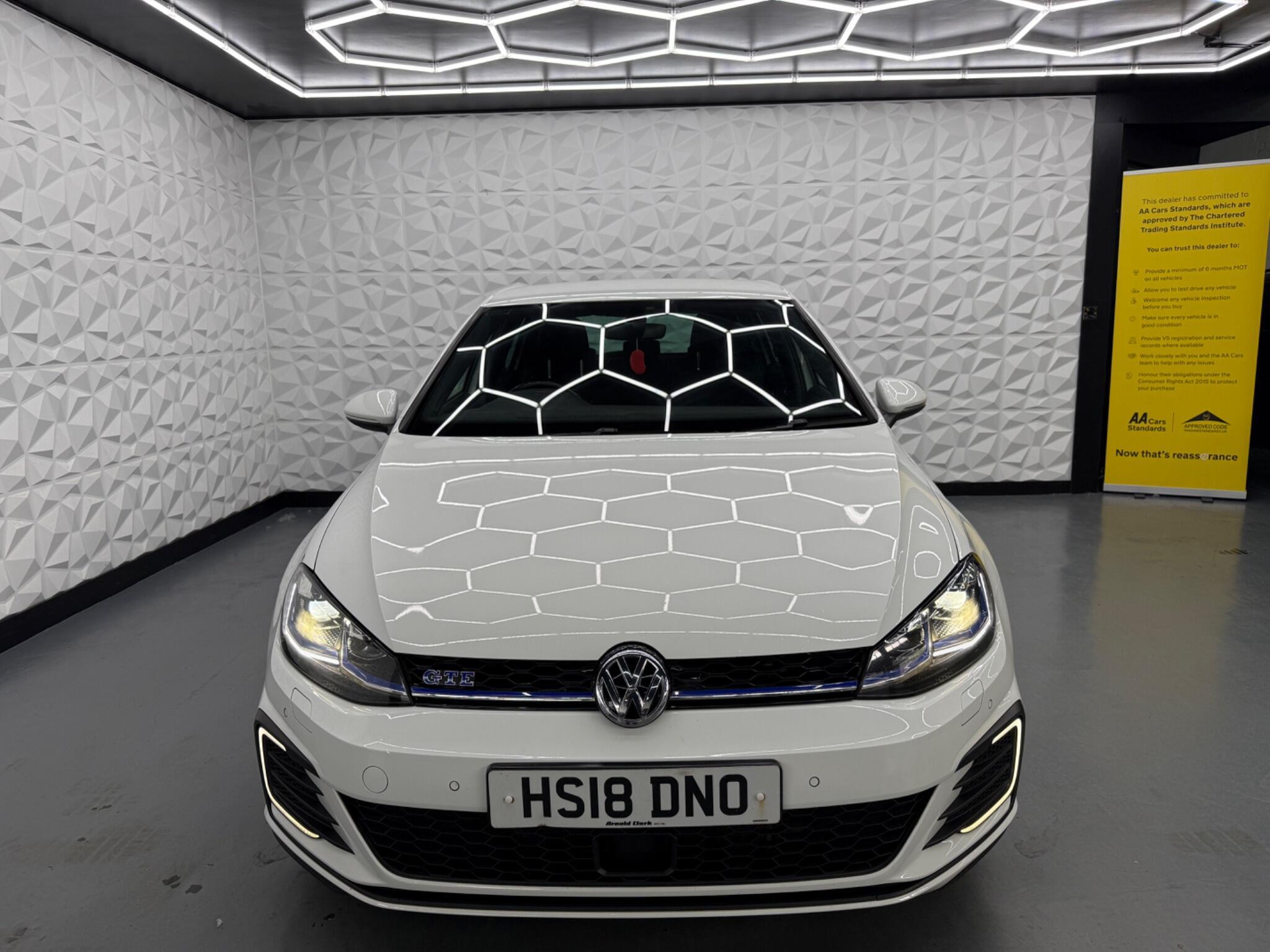 Volkswagen Golf - Image 3