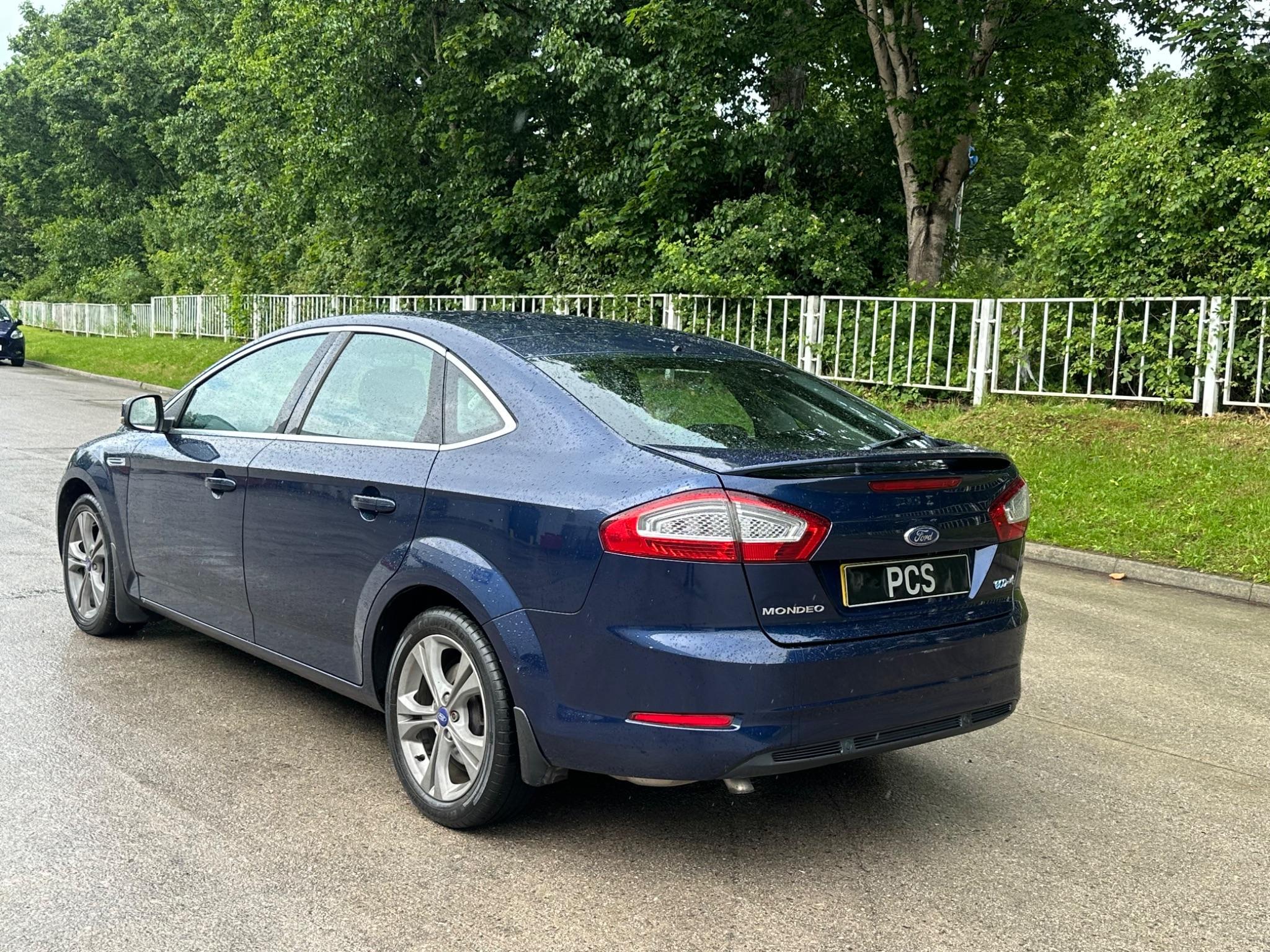 Ford Mondeo - Image 40