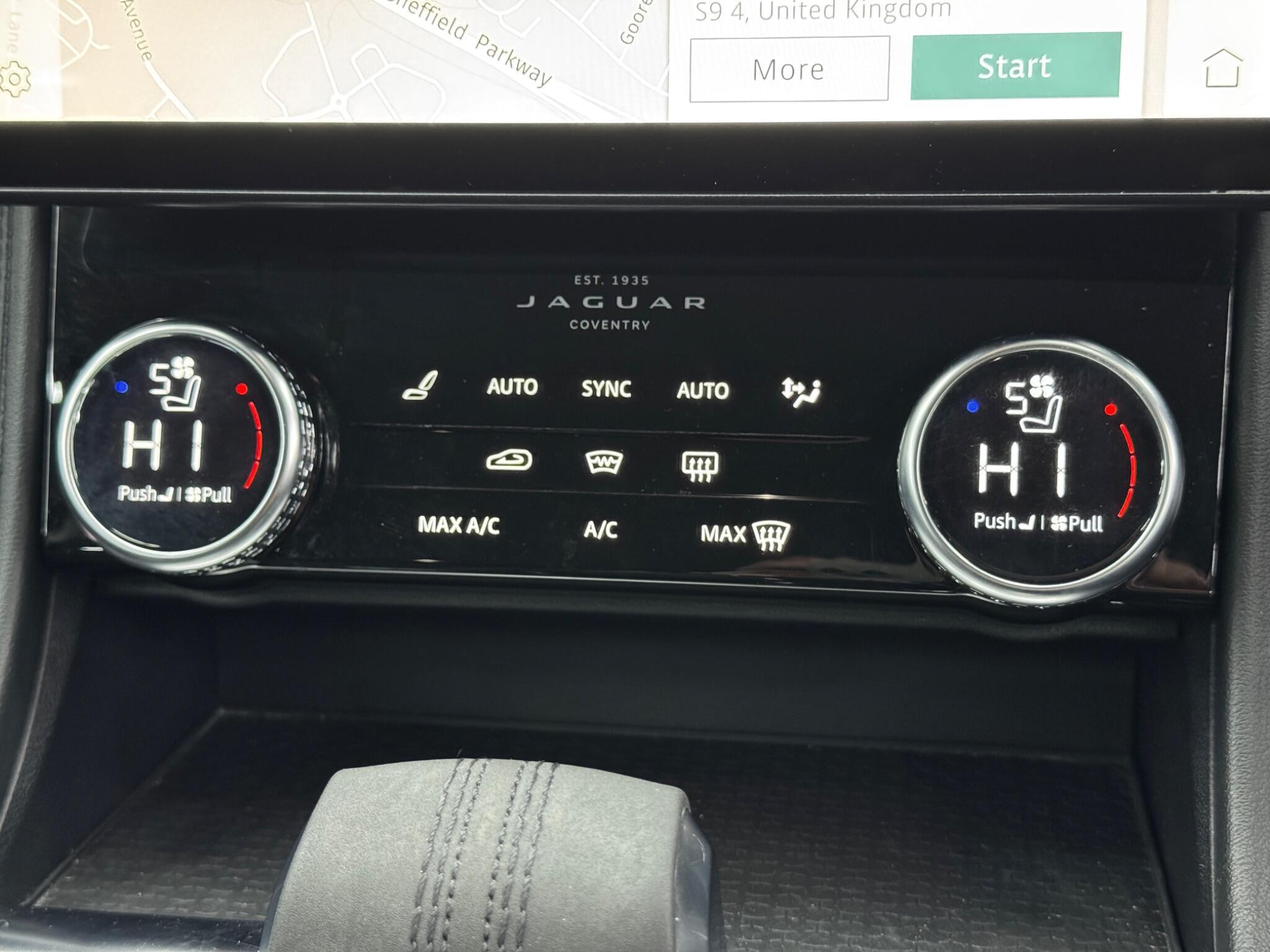 Jaguar F-Pace - Image 28