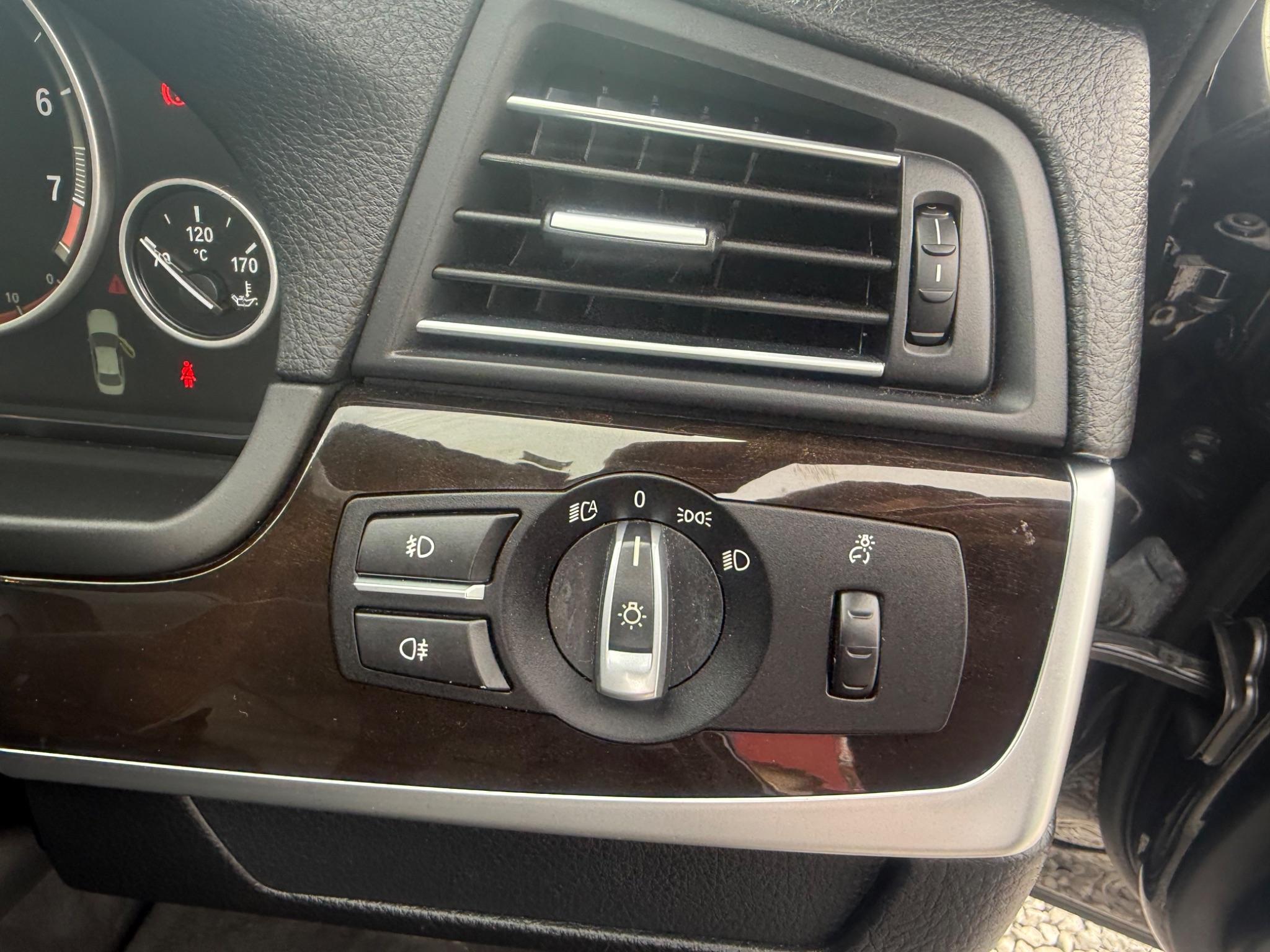 BMW 5 Series - Image 22