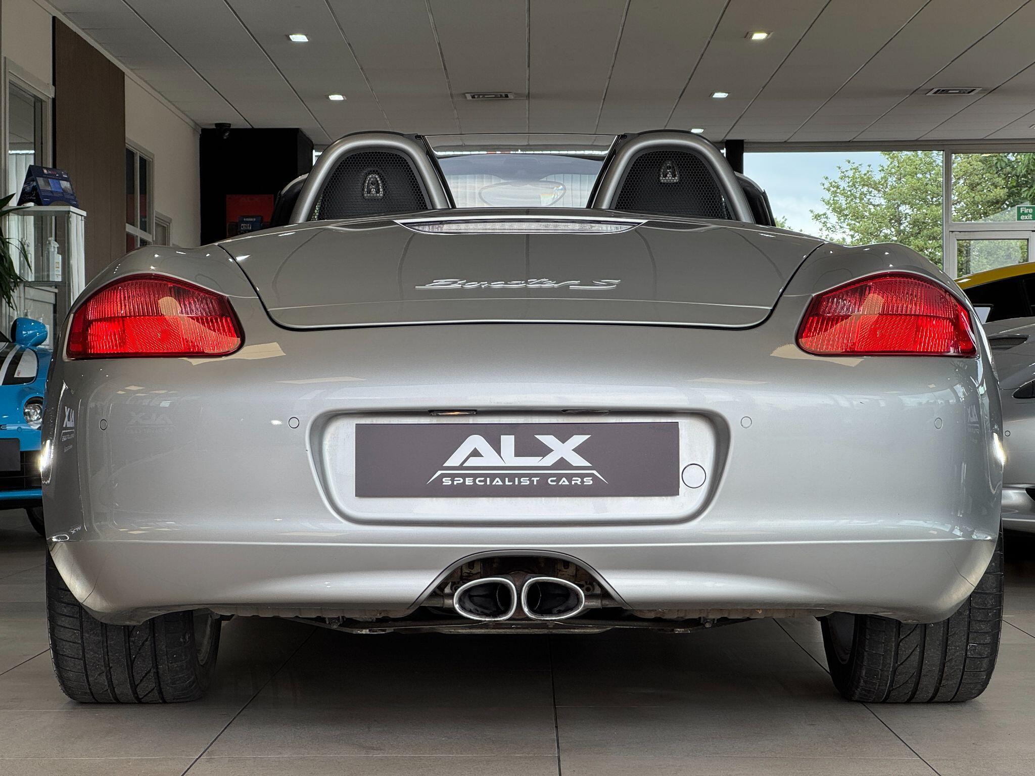 Porsche Boxster - Image 20