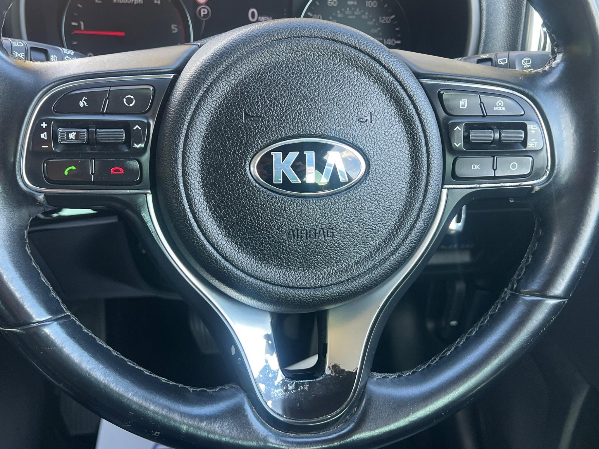 Kia Sportage - Image 17