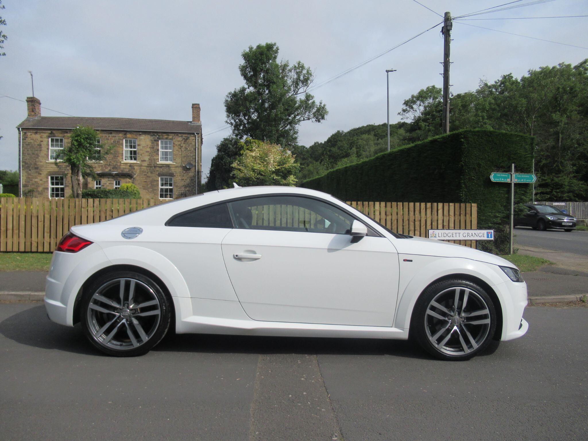 Audi TT - Image 2