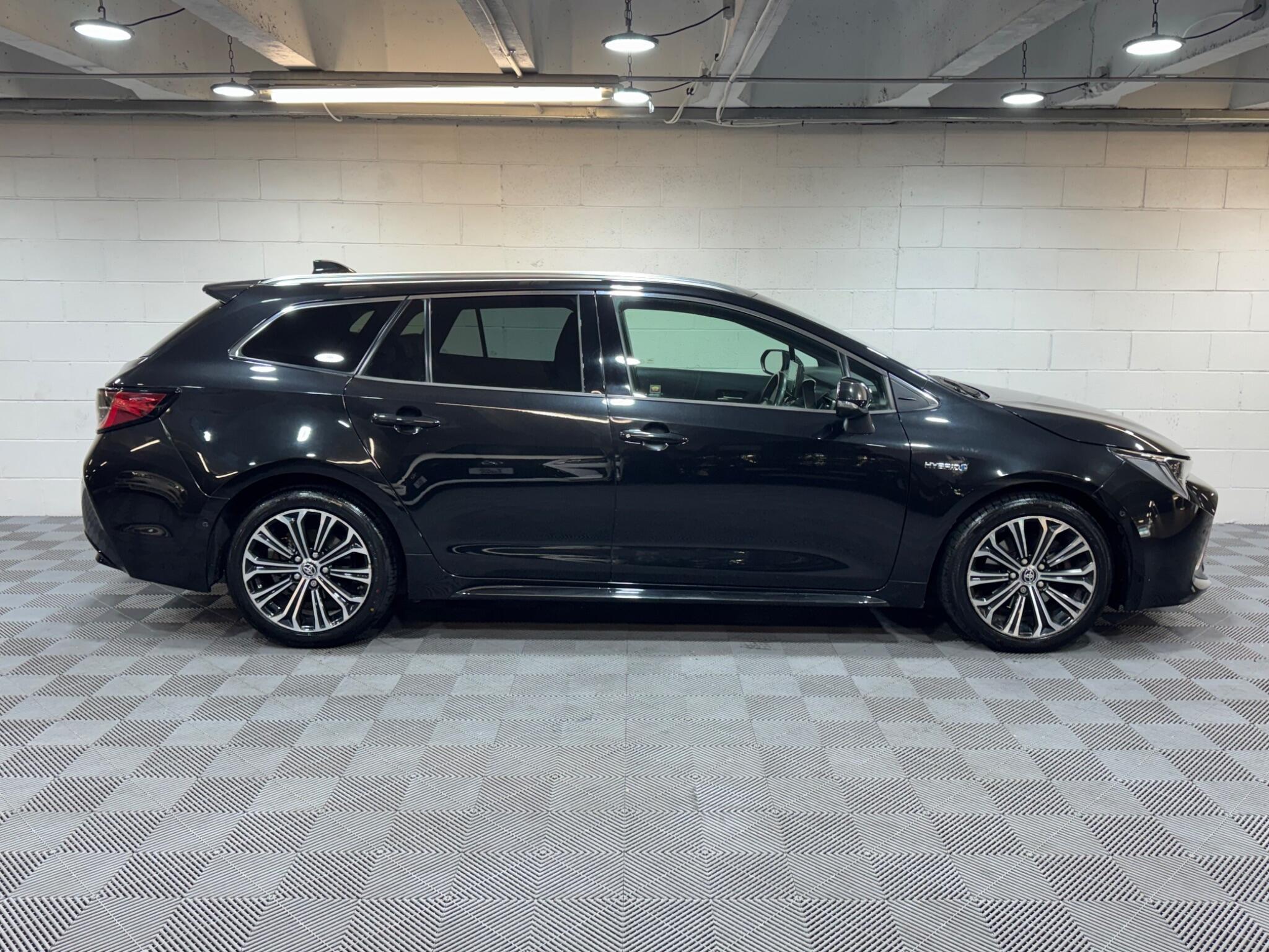 Toyota Corolla - Image 5