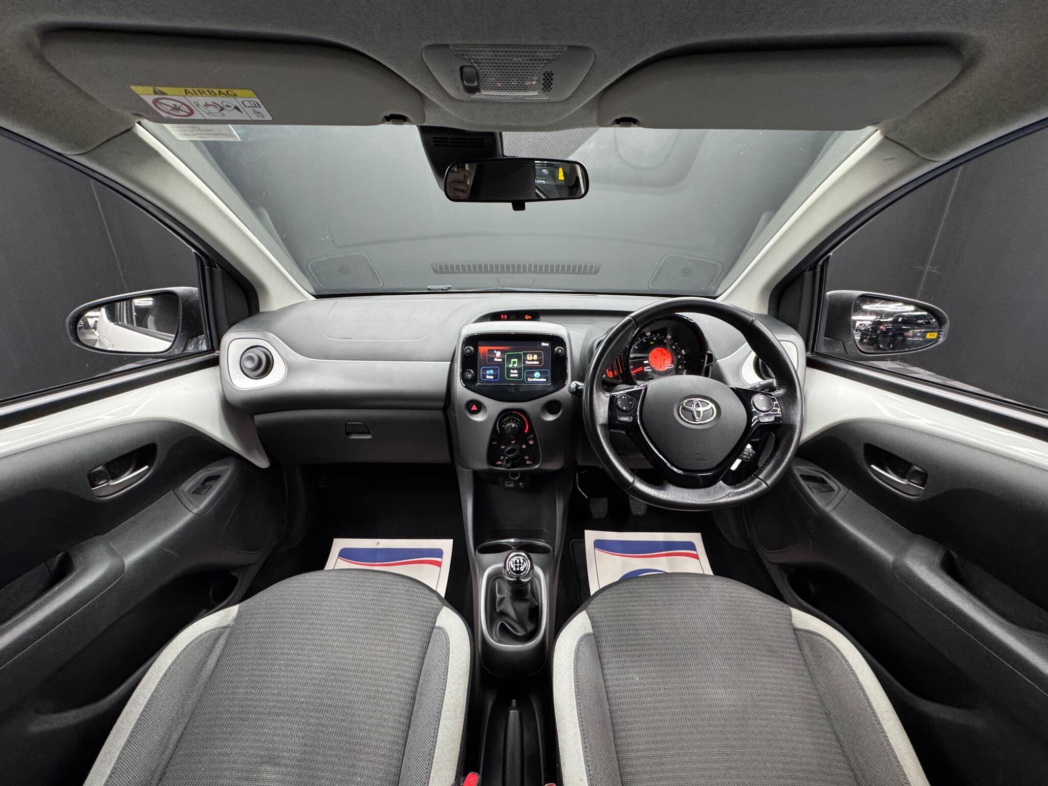 Toyota Aygo - Image 17