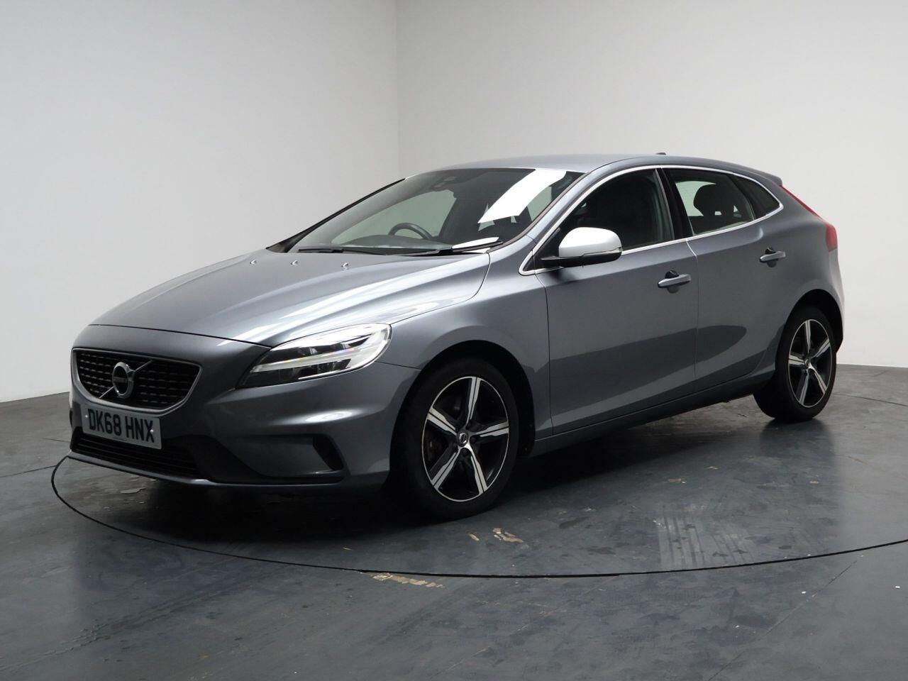 Volvo V40 - Image 9
