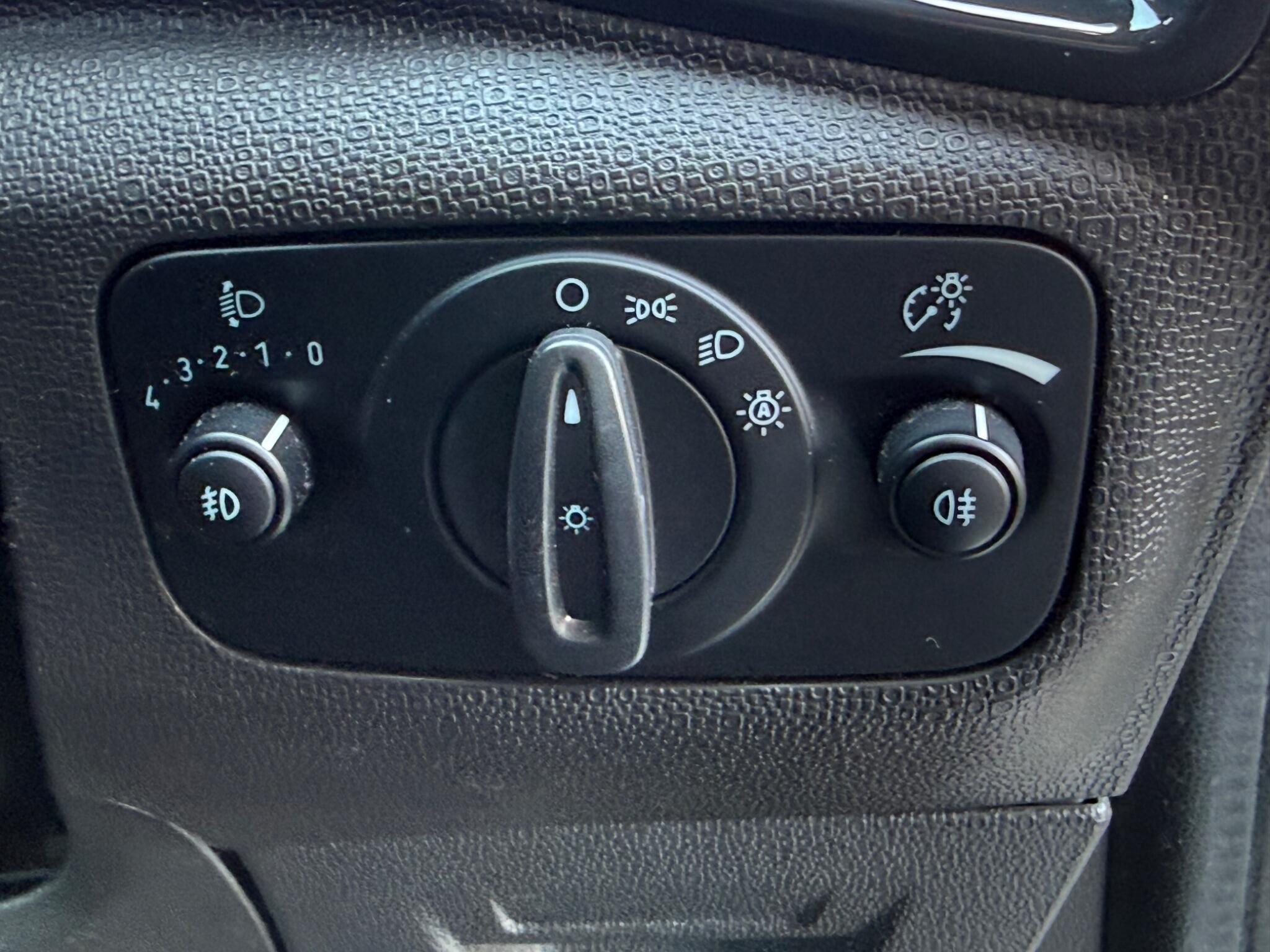 Ford Ecosport - Image 19