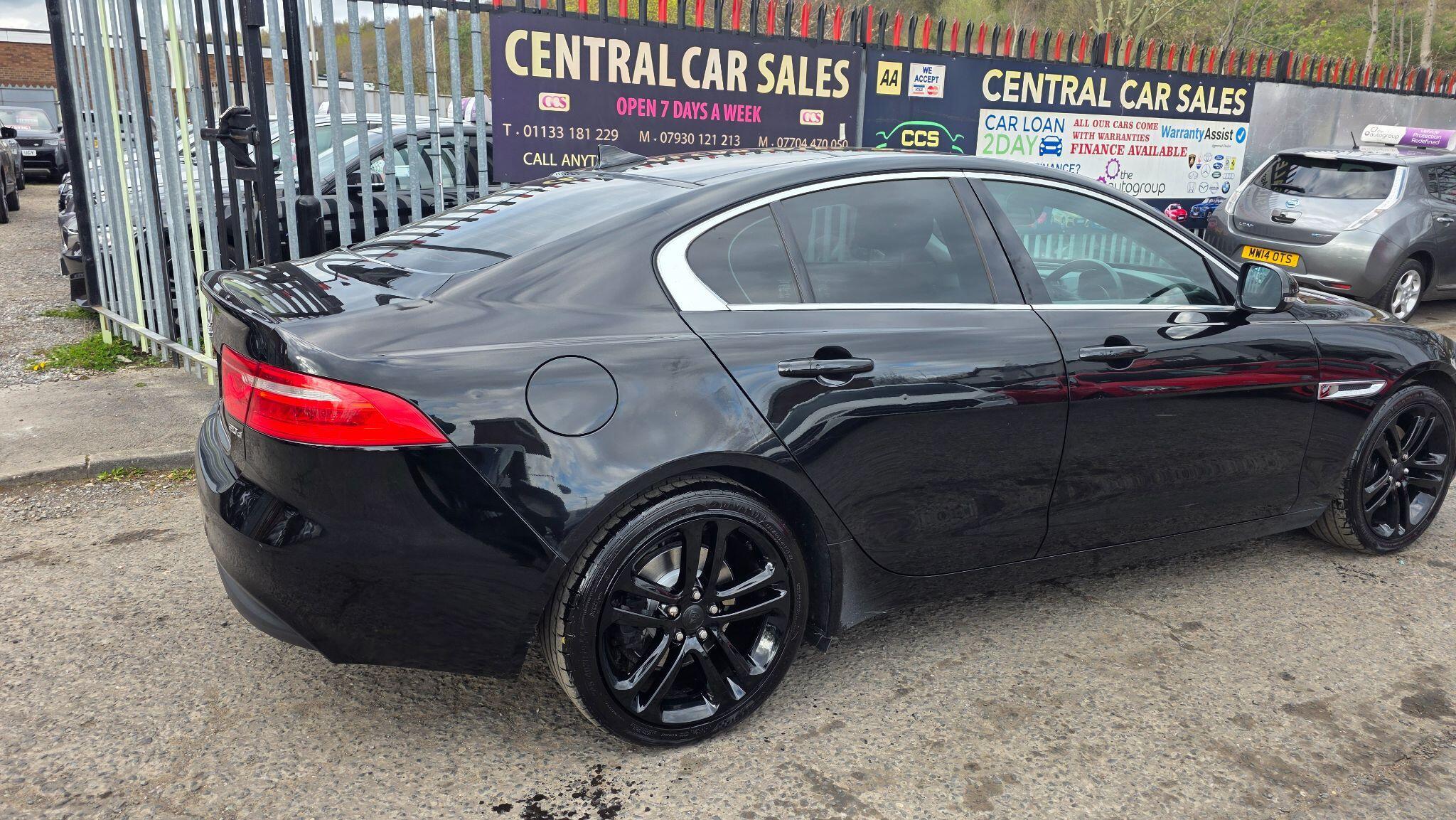 Jaguar XE - Image 12