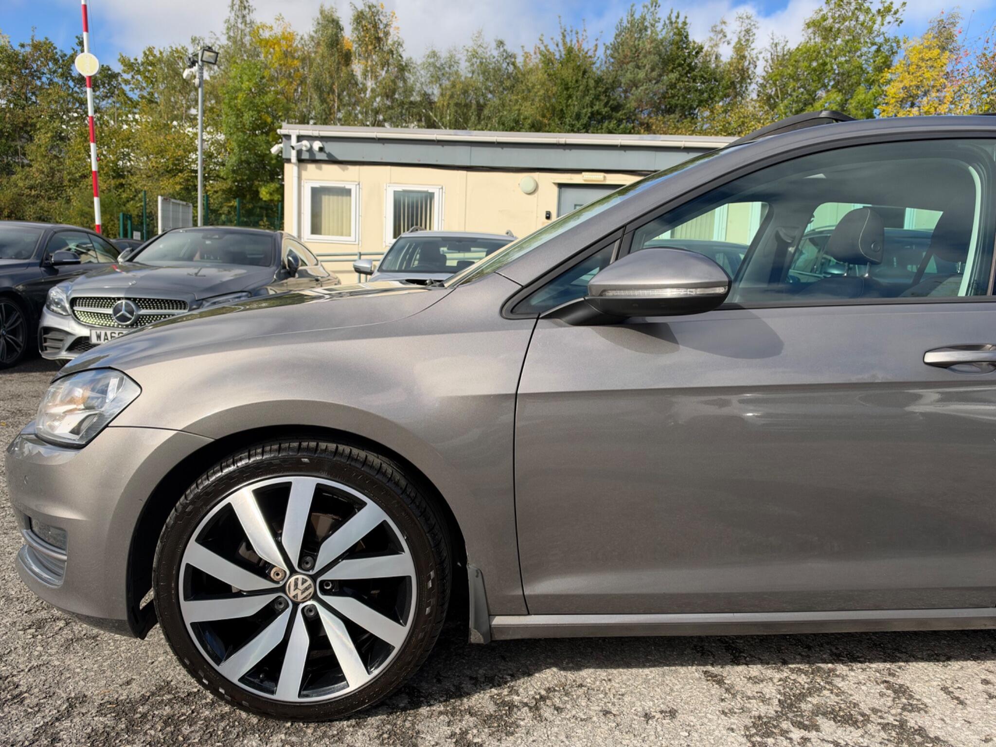 Volkswagen Golf - Image 6