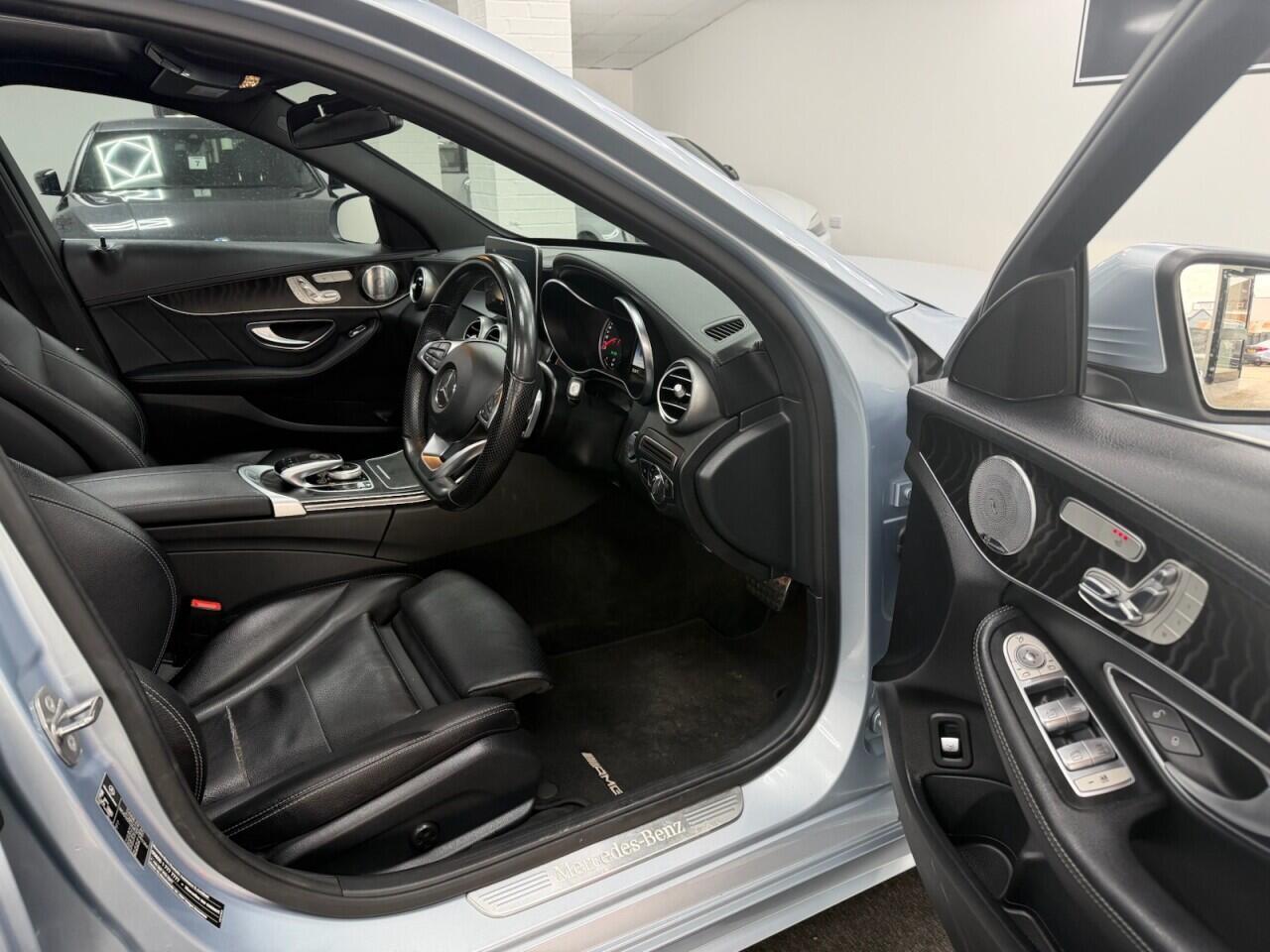 Mercedes C-Class - Image 13