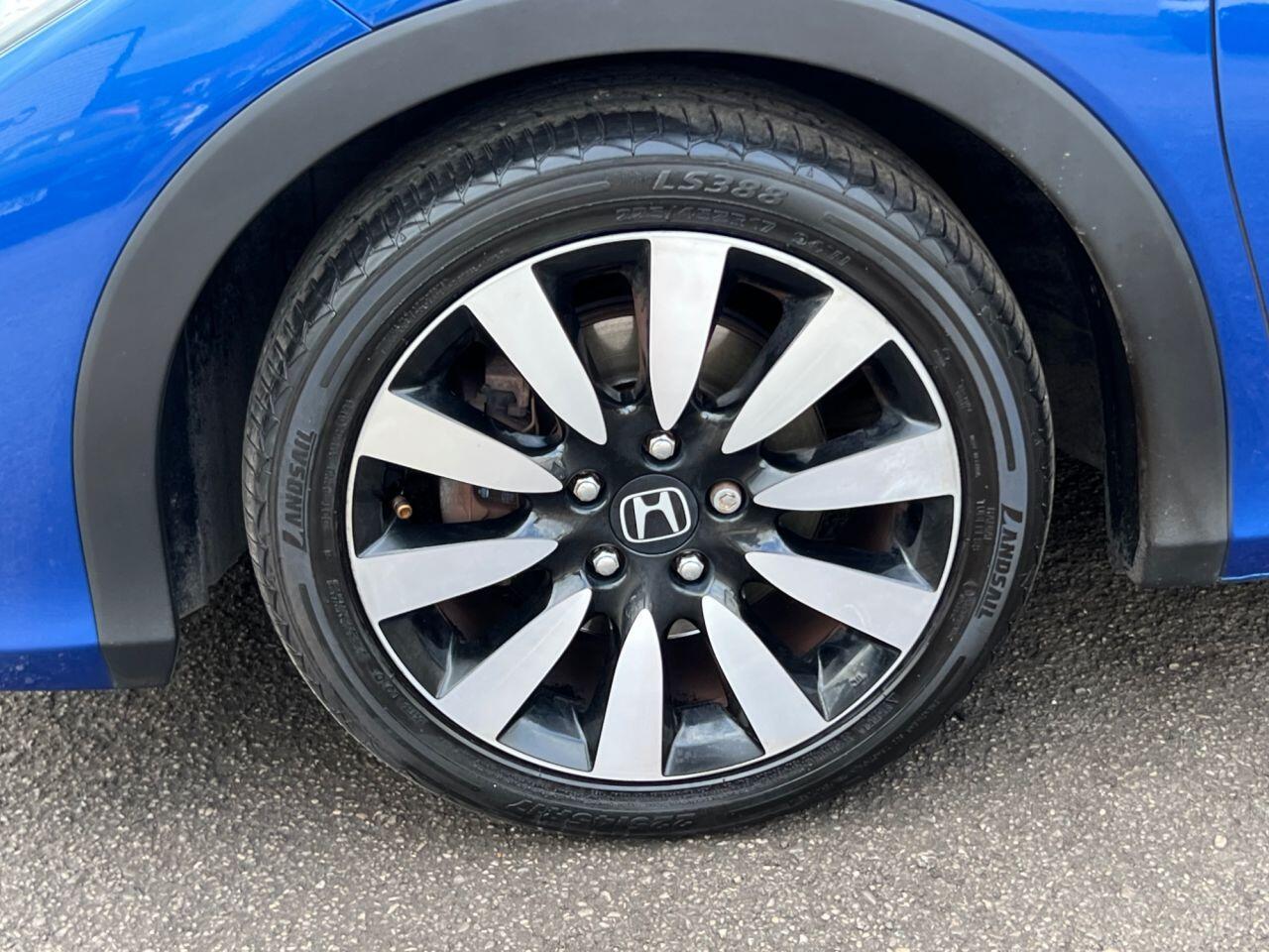 Honda Civic - Image 32