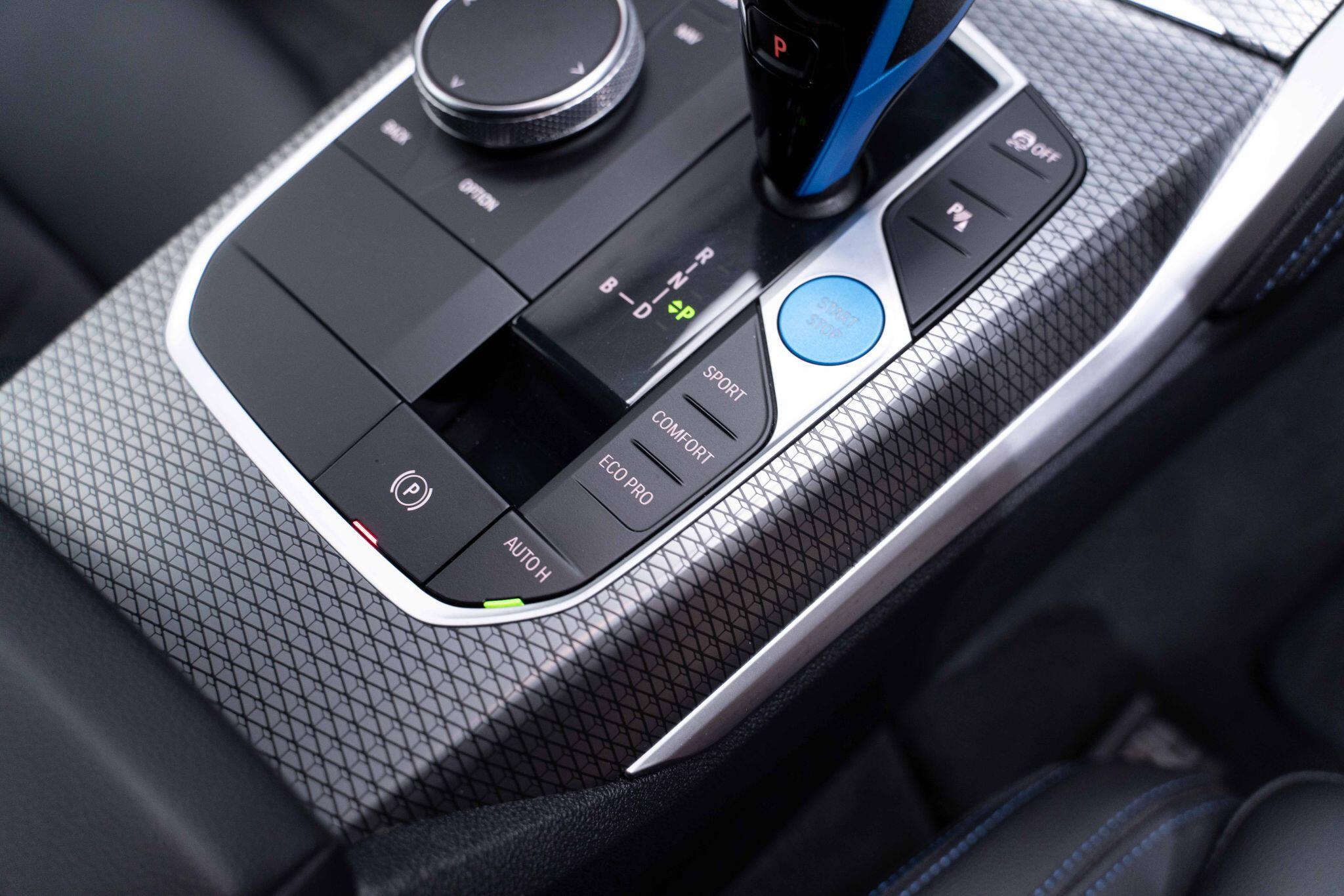 BMW I4 - Image 18