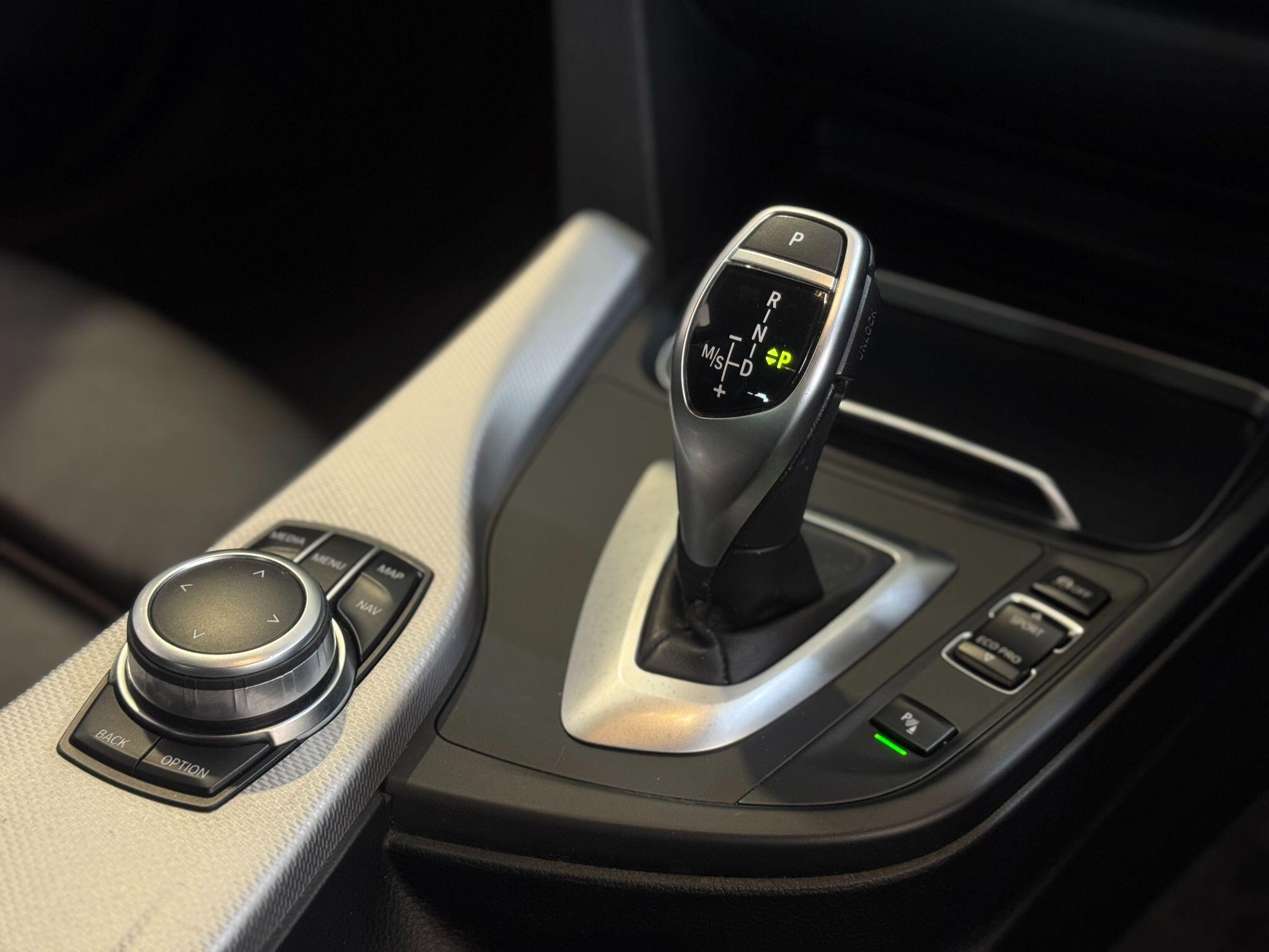 BMW 3 Series - Image 16
