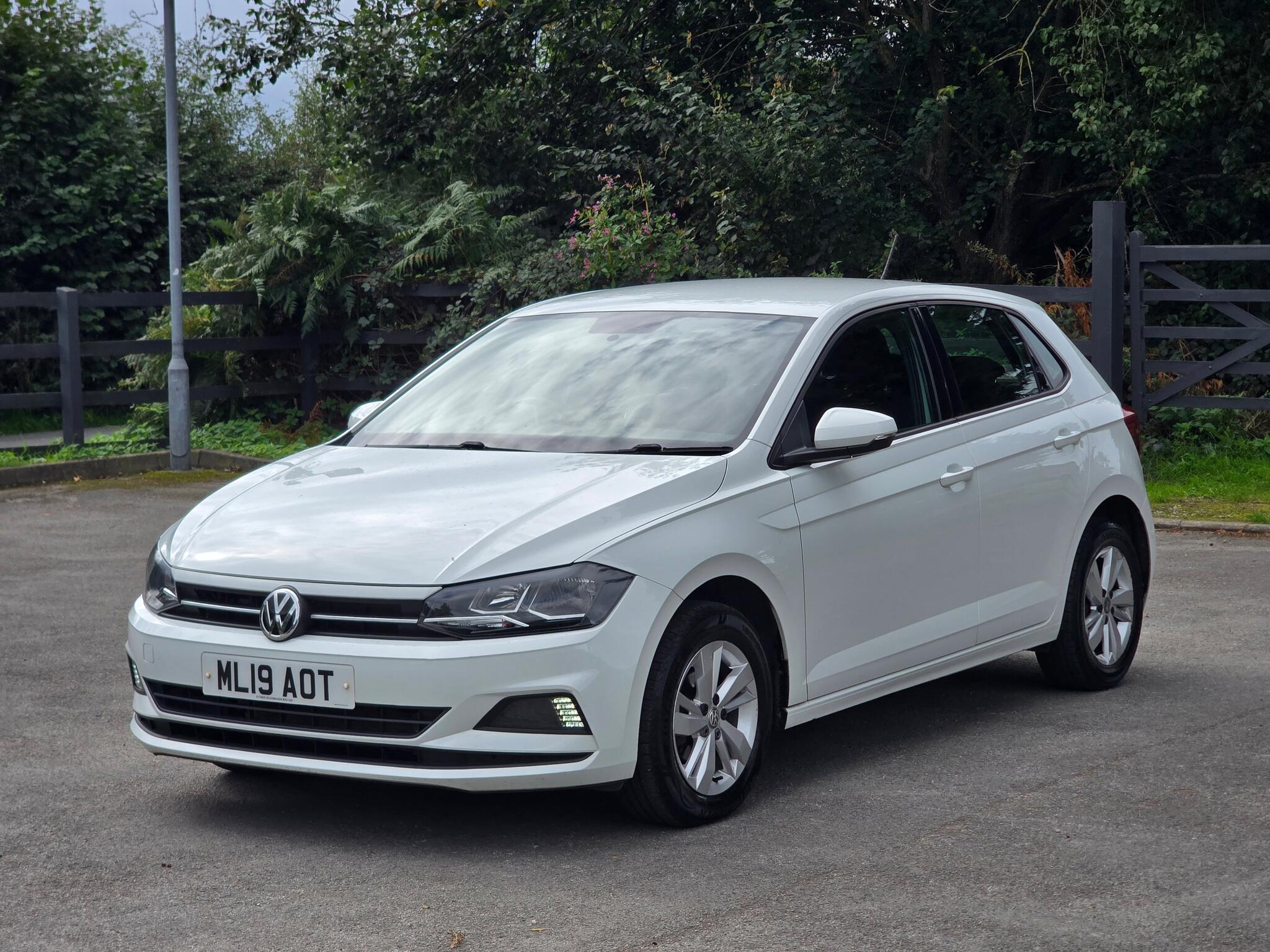 Volkswagen Polo - Image 15