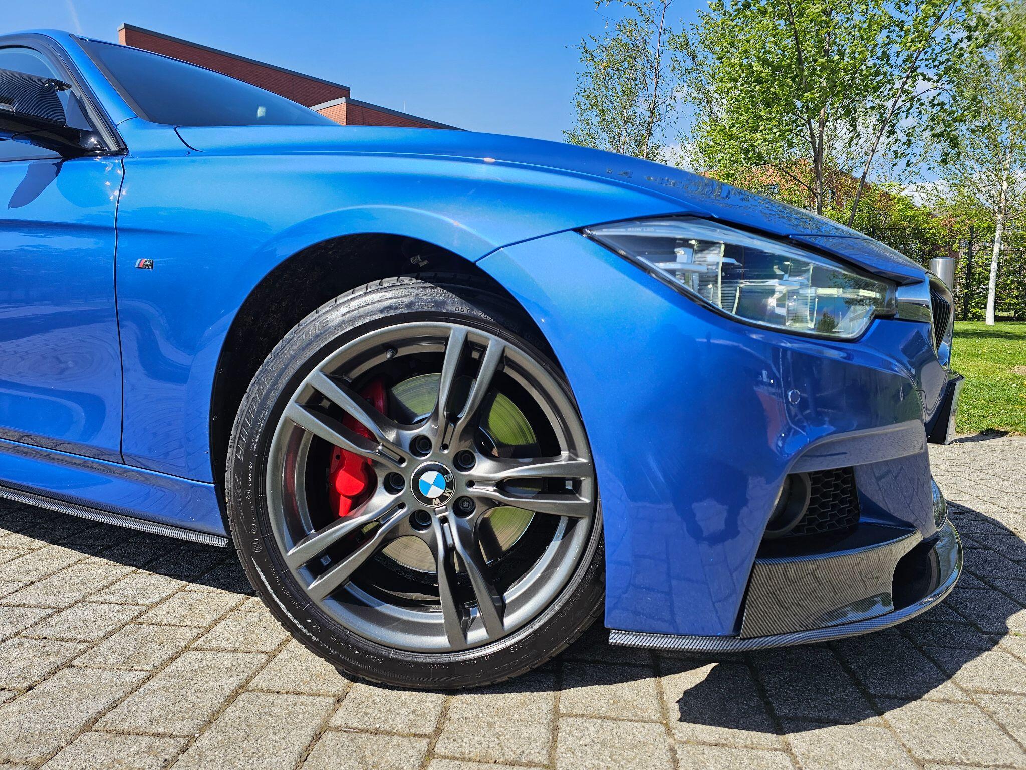 BMW 3 Series - Image 3