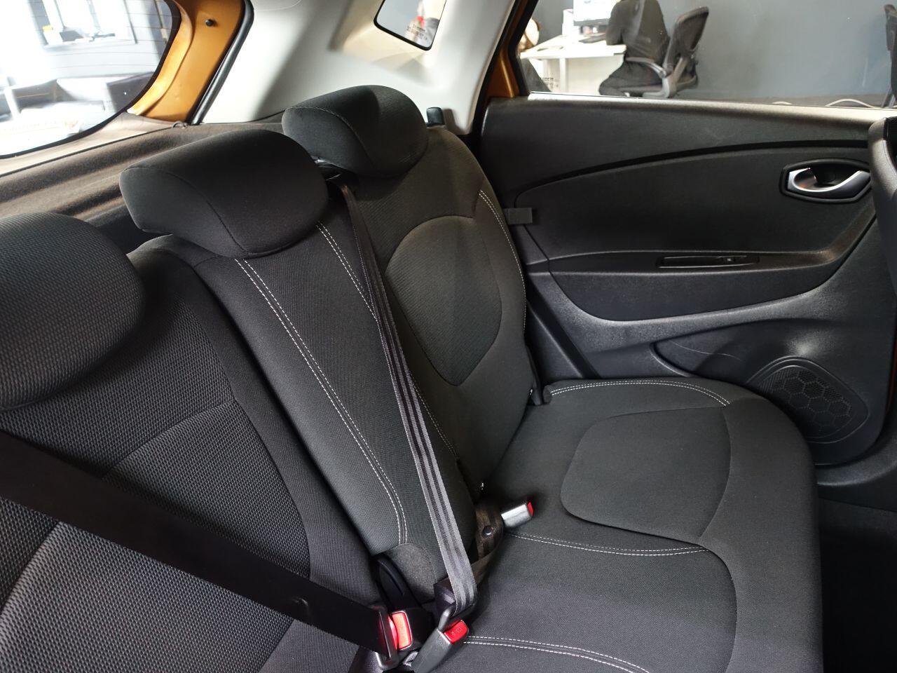 Renault Captur - Image 14