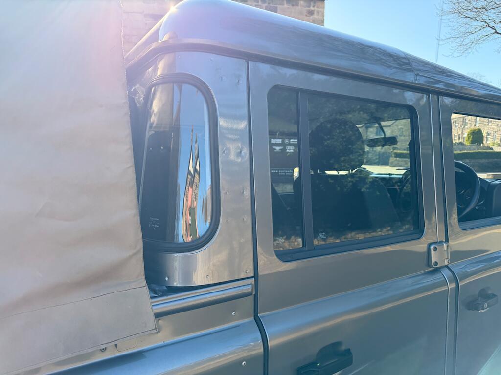 Land Rover Defender 110 - Image 39