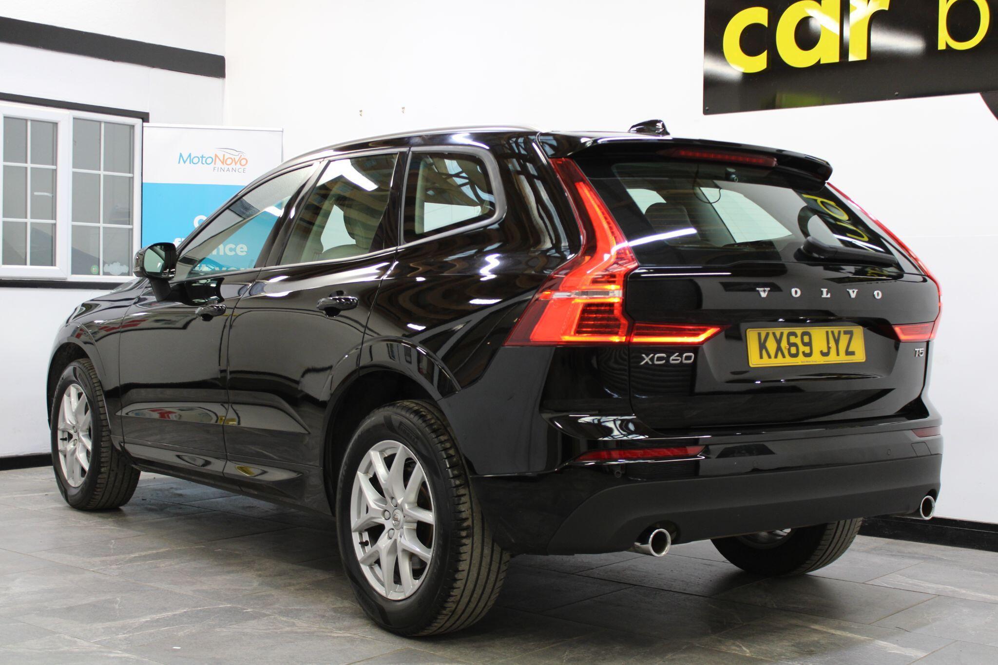 Volvo XC60 - Image 3