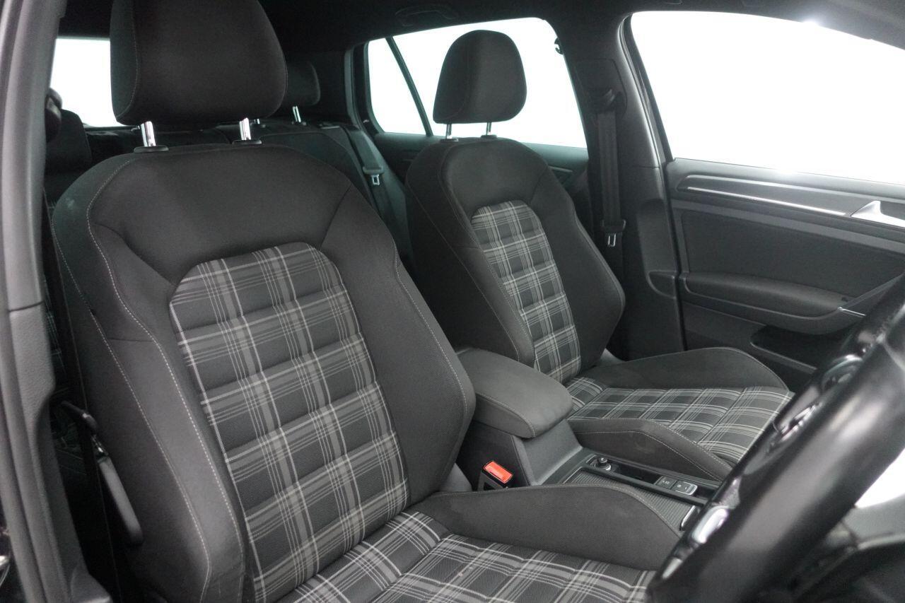 Volkswagen Golf - Image 3