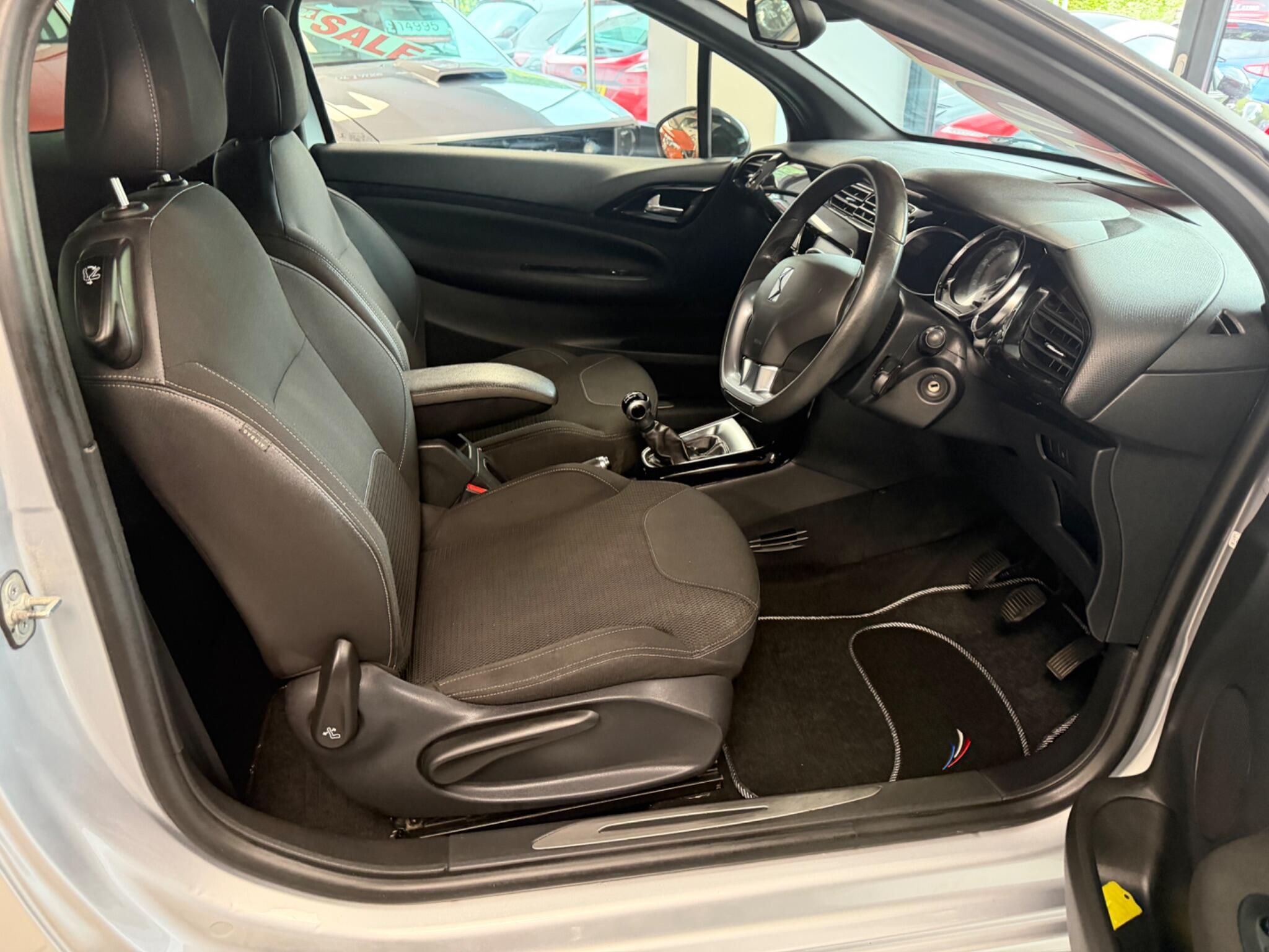 Citroen DS3 - Image 27