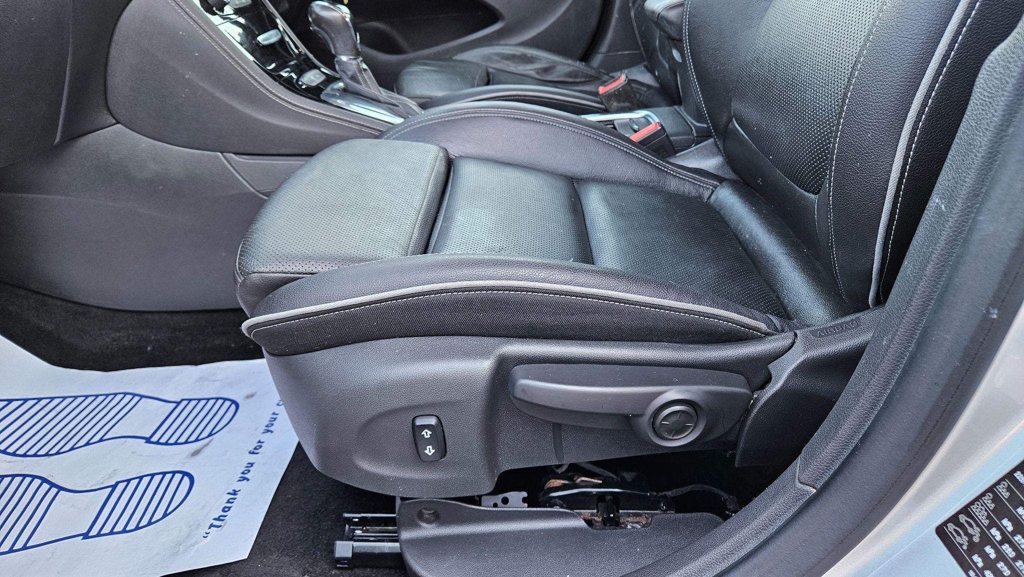 Vauxhall Astra - Image 35