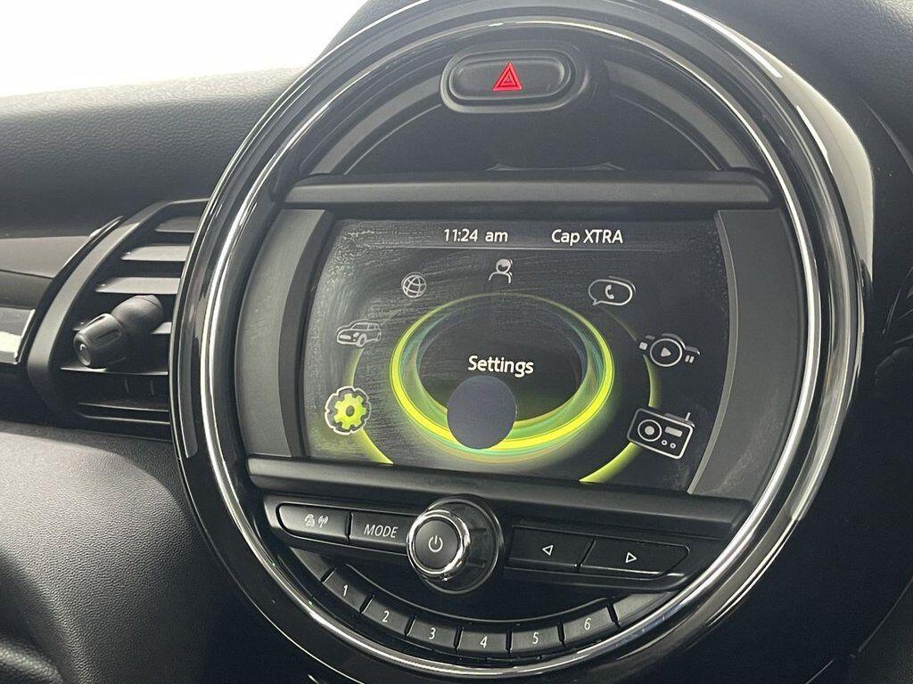 MINI Hatch - Image 34