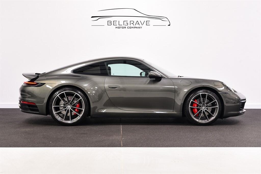 Porsche 911 - Image 4