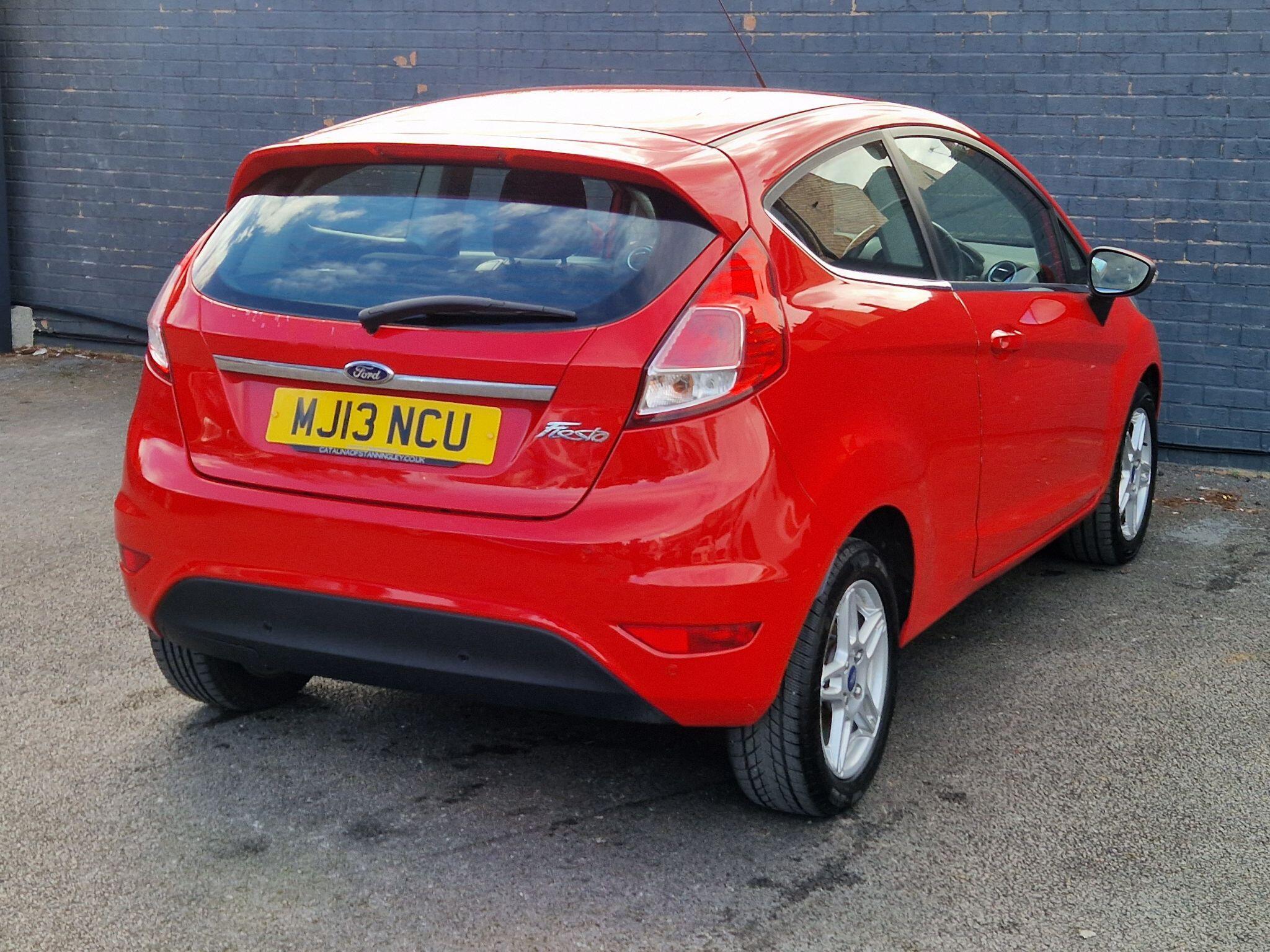 Ford Fiesta - Image 10