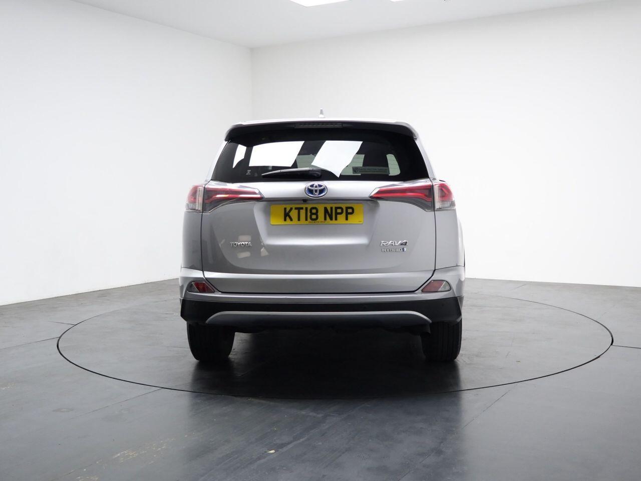 Toyota RAV4 - Image 11