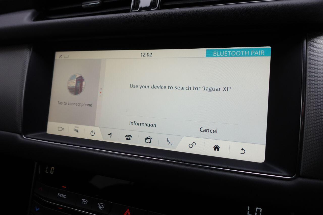 Jaguar XF - Image 26