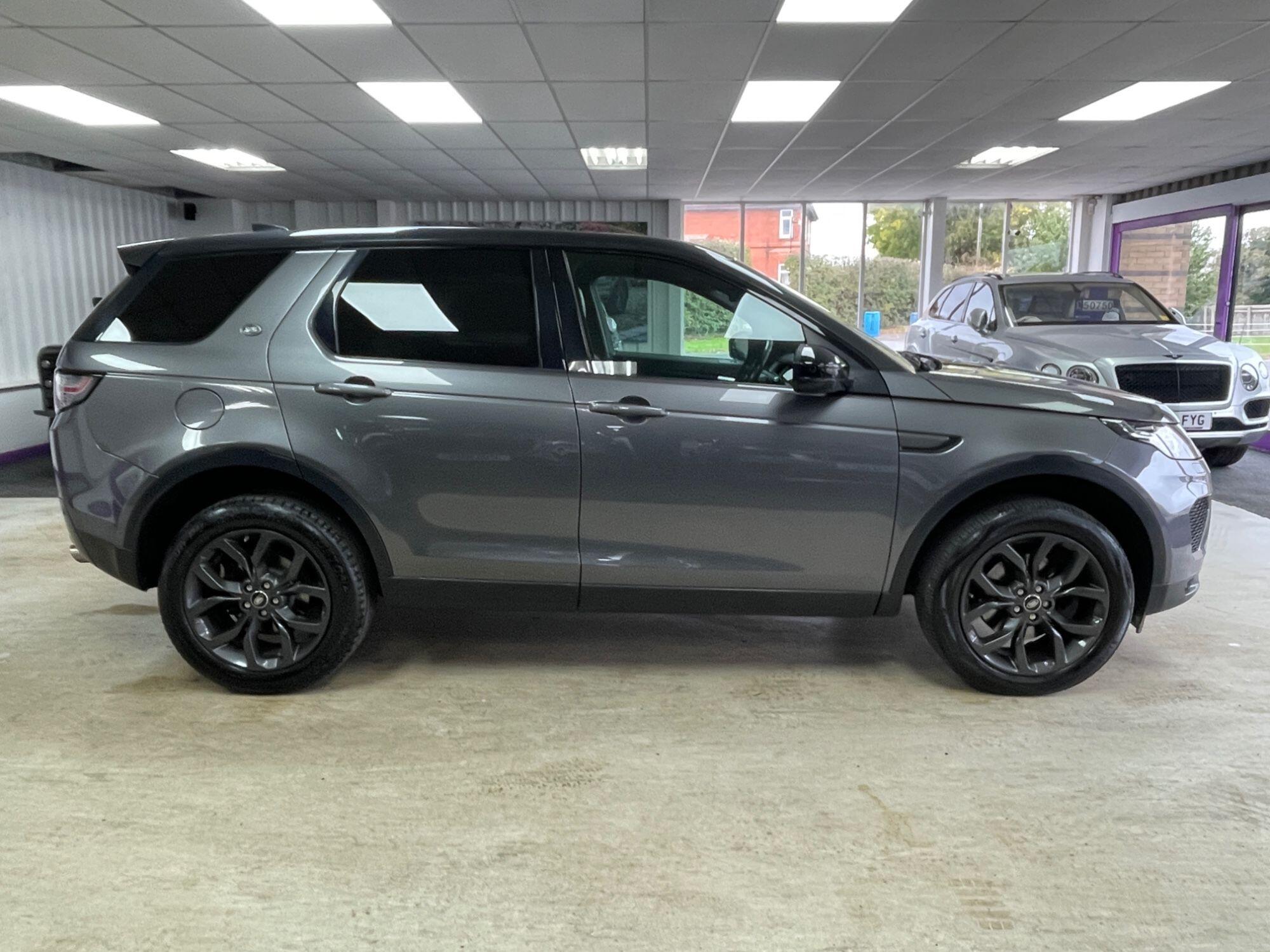 Land Rover DISCOVERY SPORT - Image 11