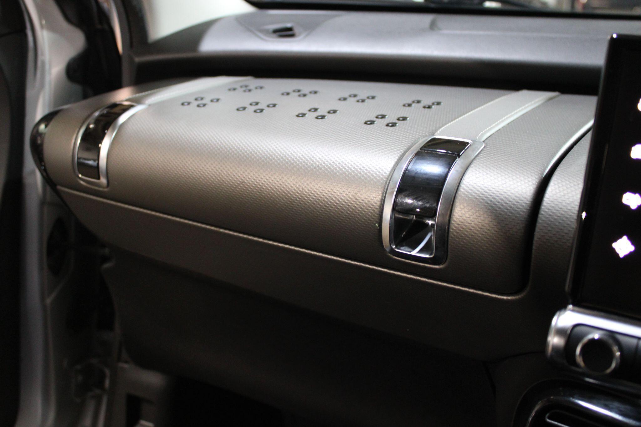 Citroen C4 Cactus - Image 8