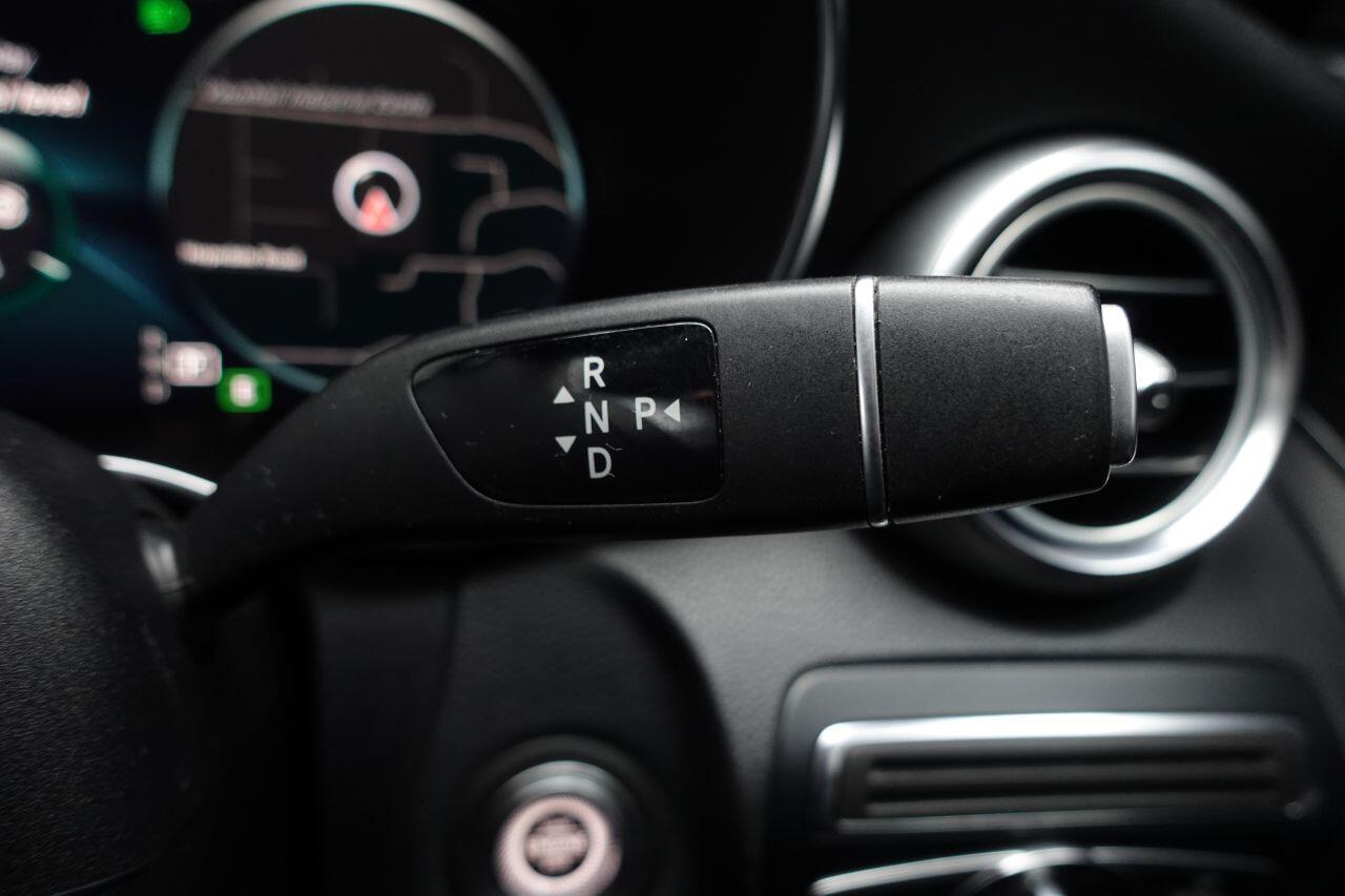 Mercedes C-Class - Image 50