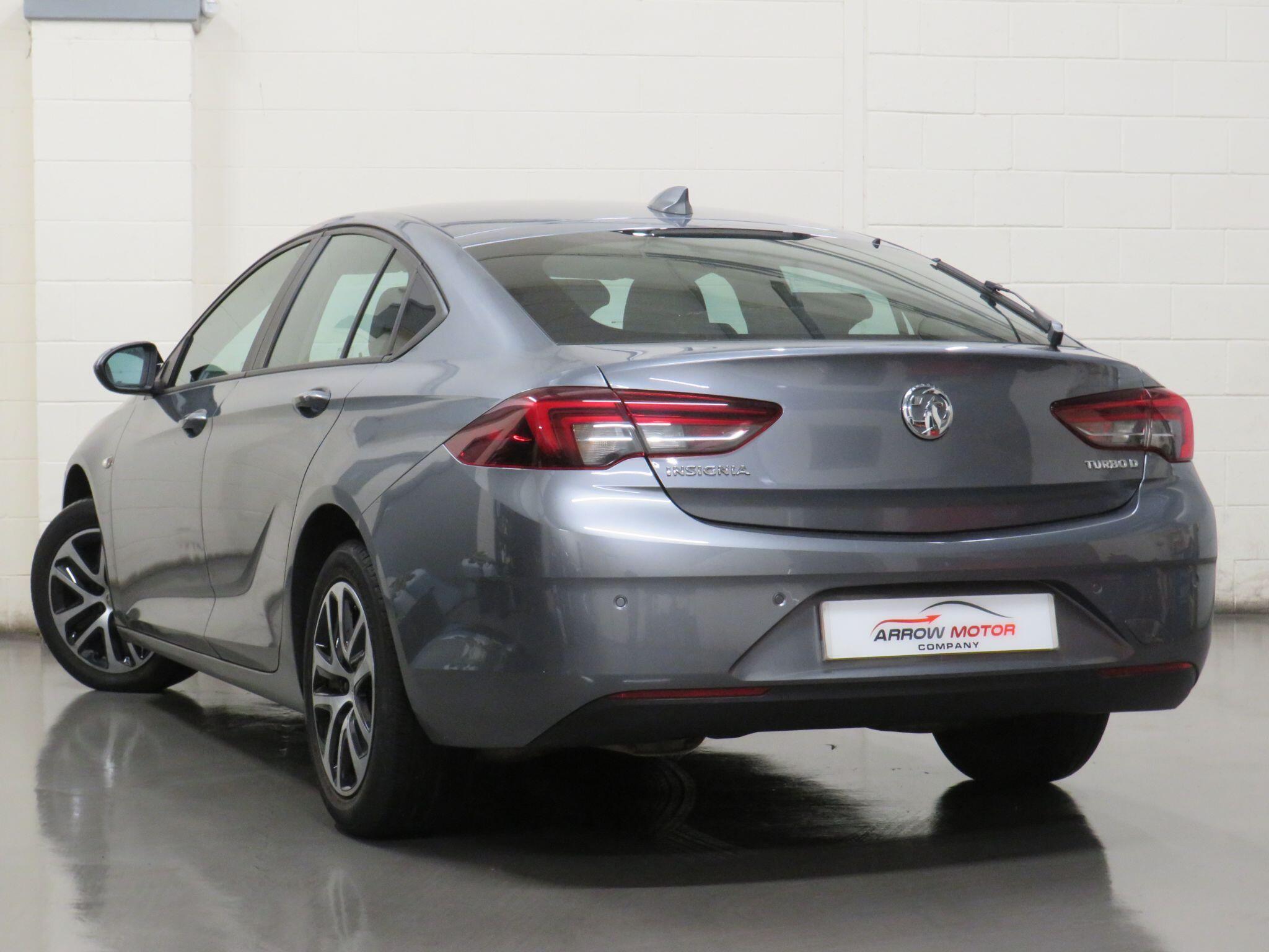 Vauxhall Insignia - Image 6