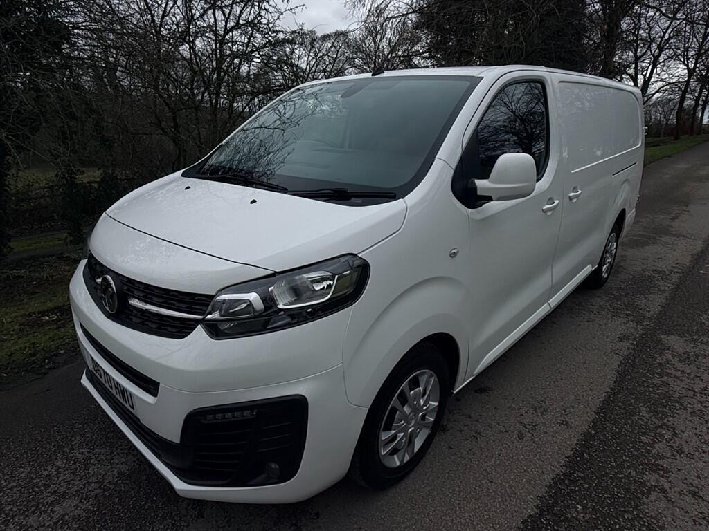 Vauxhall Vivaro - Image 22