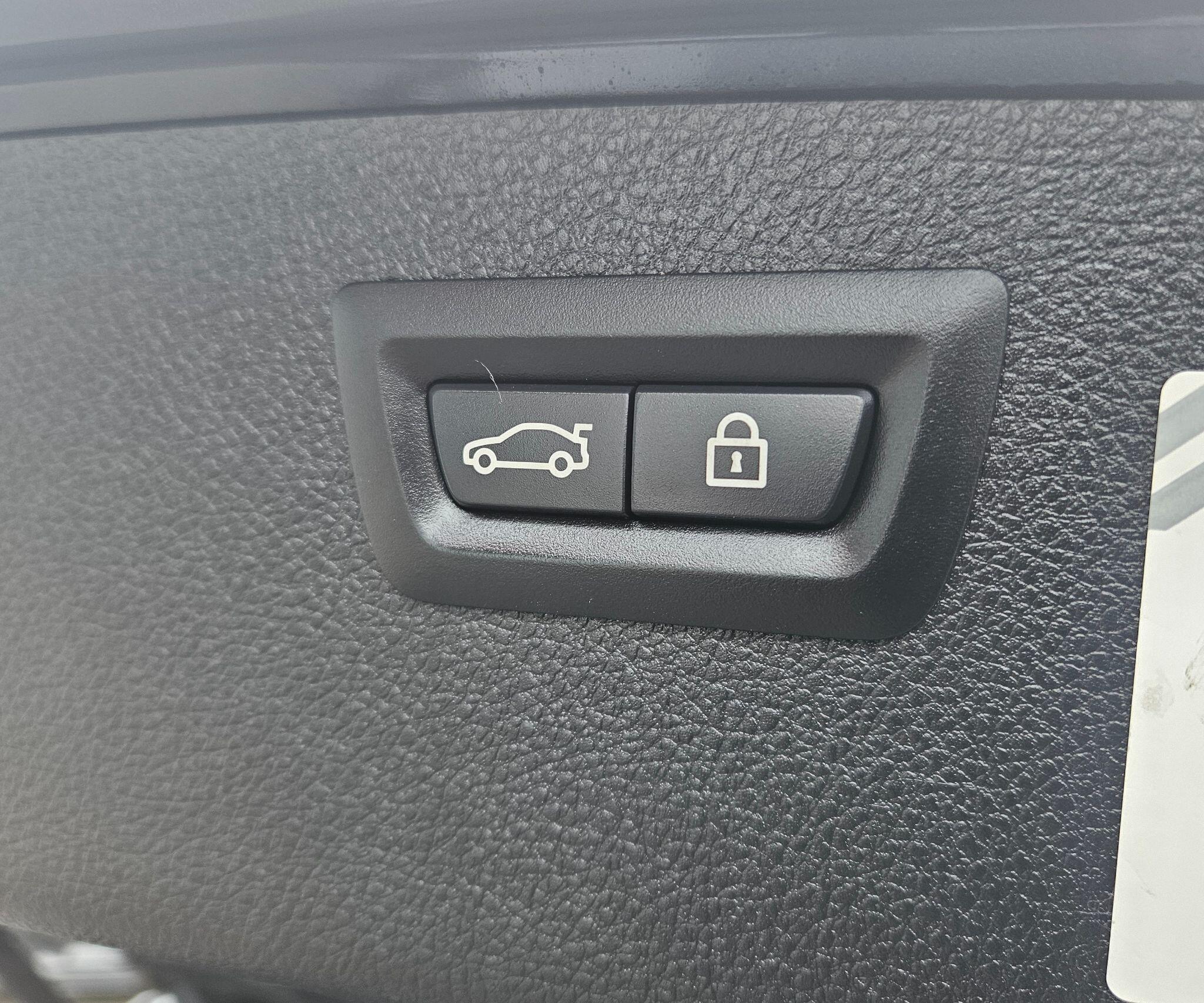 BMW 3 Series - Image 26