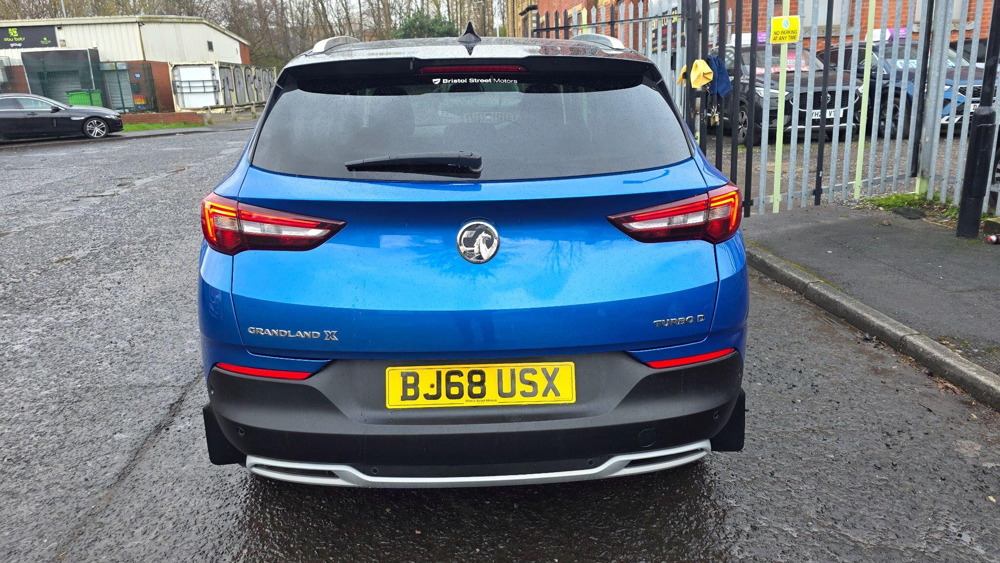 Vauxhall Grandland X - Image 13