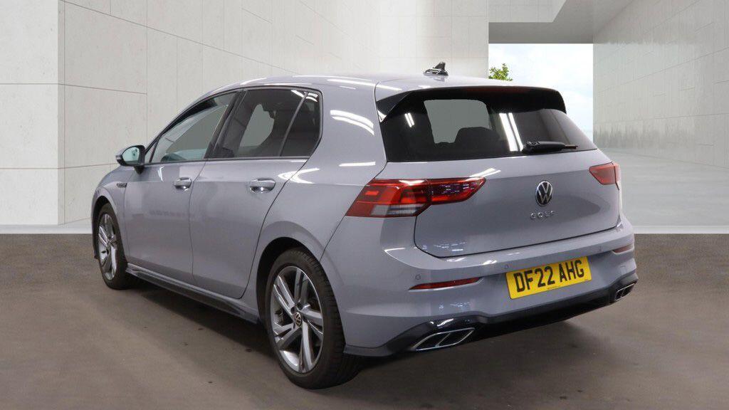 Volkswagen Golf - Image 4